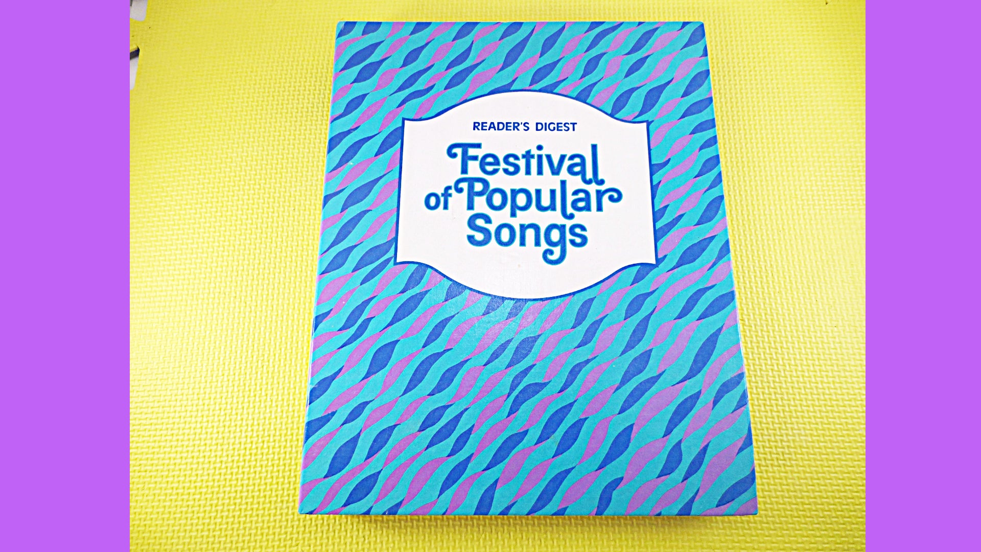 Reader's Digest SONGBOOK, SHEET MUSIC, Festival of Popular Songs, 1977 Music Book
