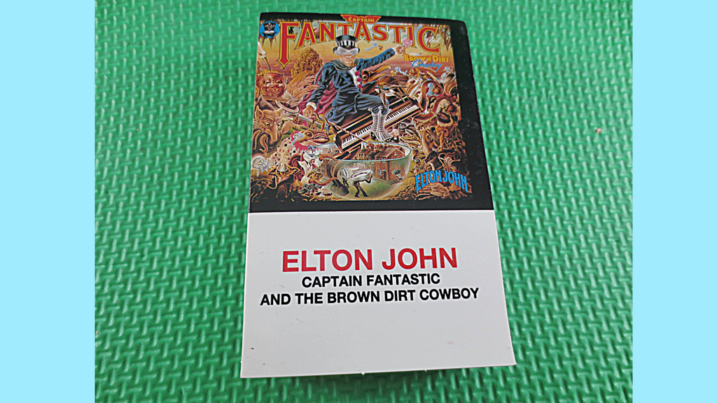 Elton John – Captain Fantastic and the Brown Dirt Cowboy (1975) Cassette