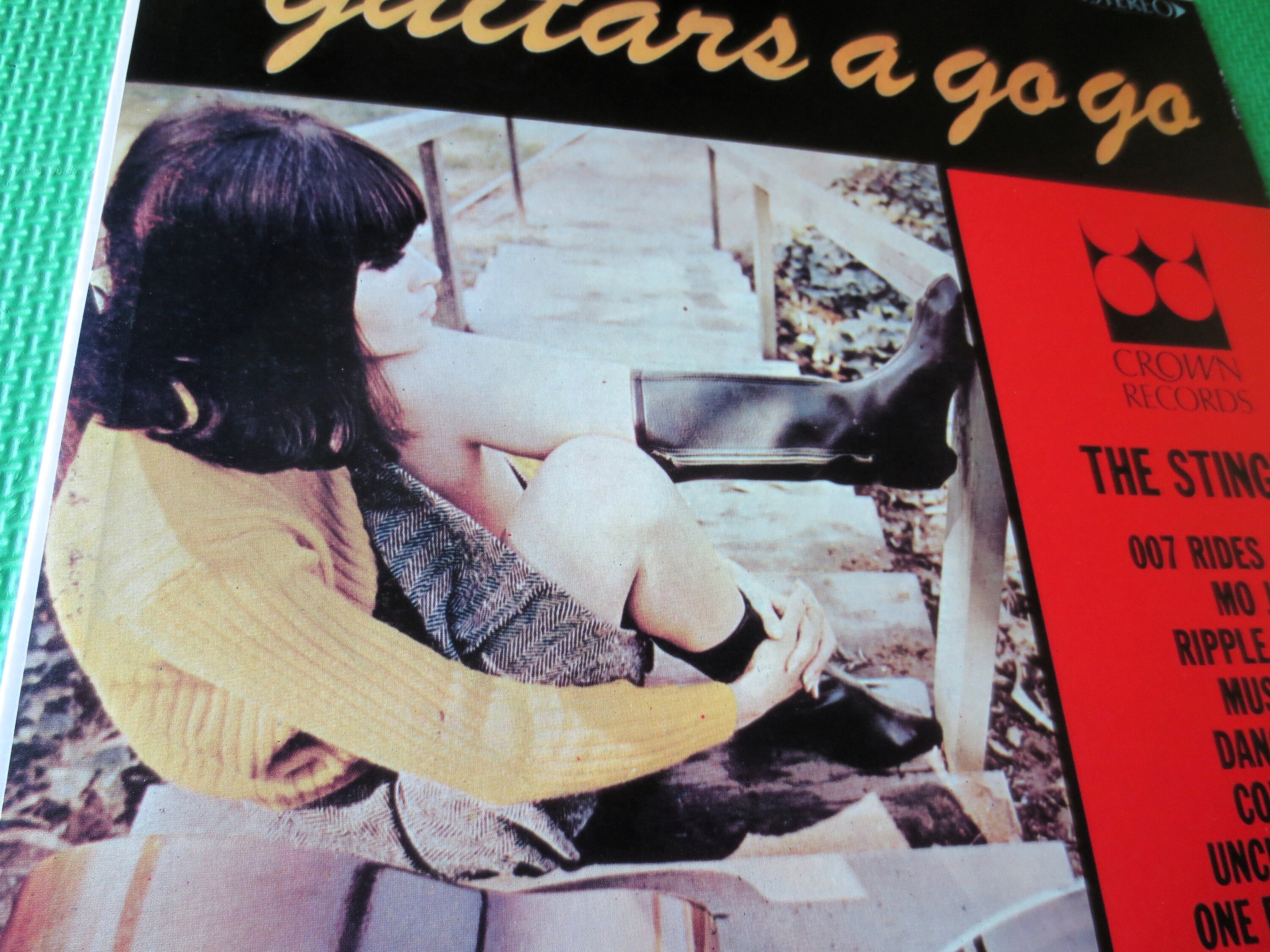 The STINGERS, Guitars A Go Go, Vintage Album, 1964 Record, Vinyl Lp