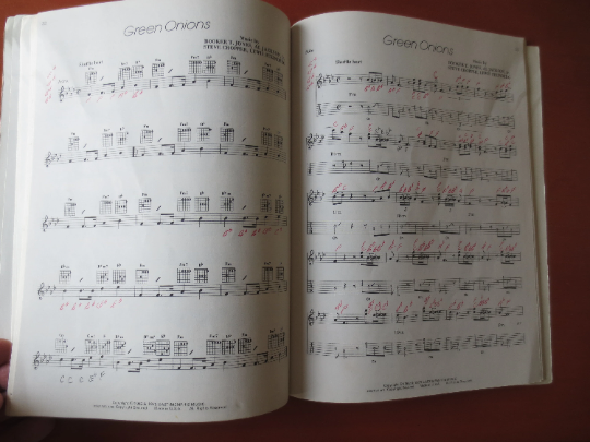 Giants of Rock Guitar – Sheet Music Book (Guitar/Vocal)
