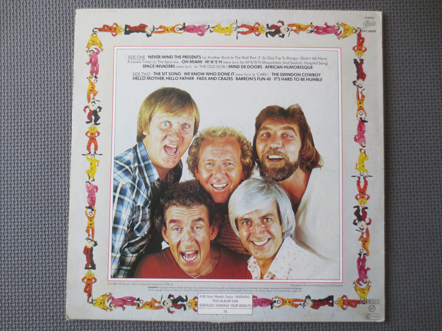 The BARRON KNIGHTS, Jesta GIGGLE, Novelty Albums, Rock Record, Novelty Record, Parady Records, Vinyl lp, lps, 1980 Records