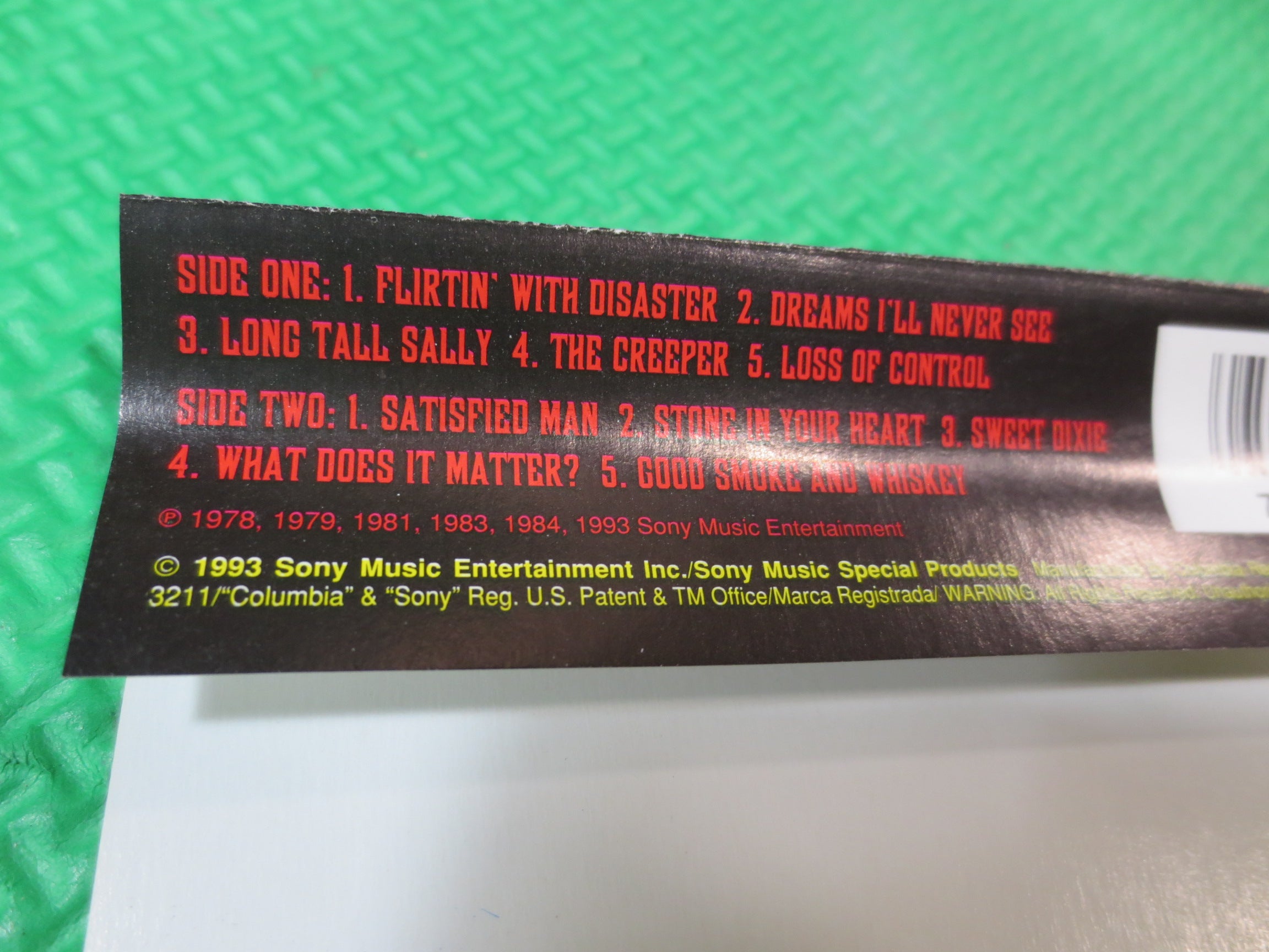 Molly Hatchet – Cut to the Bone (1993) Cassette