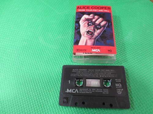 Alice Cooper – Raise Your Fist and Yell (1987) Cassette