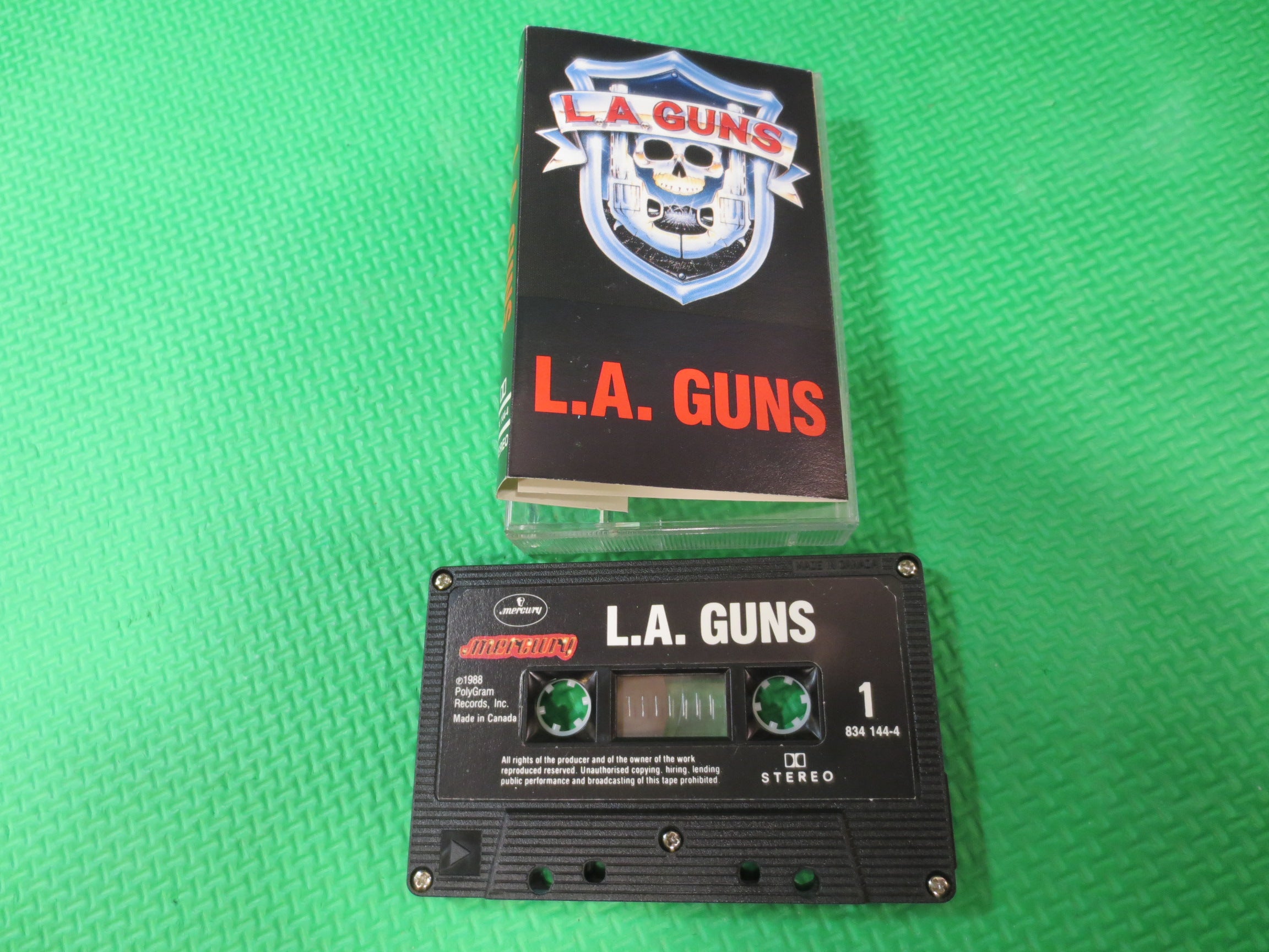 L.A. Guns – L.A. Guns (1988) Cassette