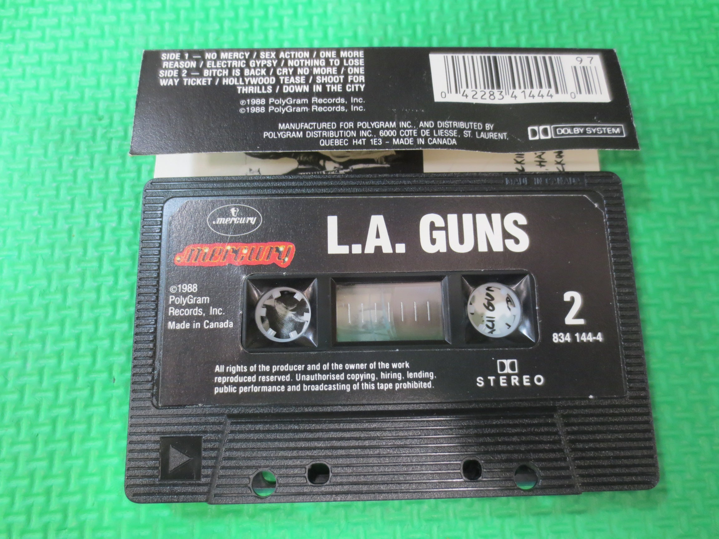 L.A. Guns – L.A. Guns (1988) Cassette