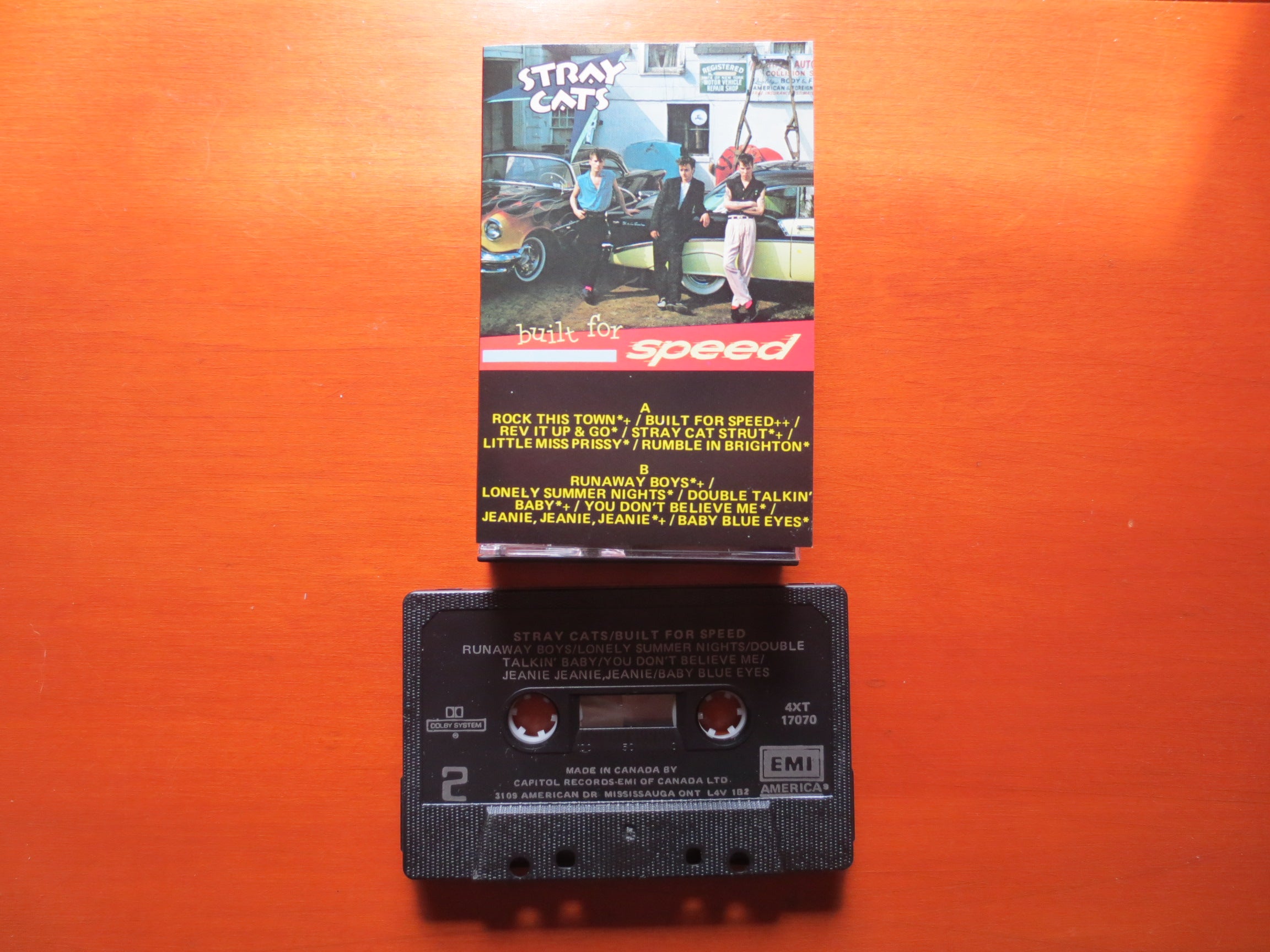 Stray Cats – Built for Speed (1982) Cassette