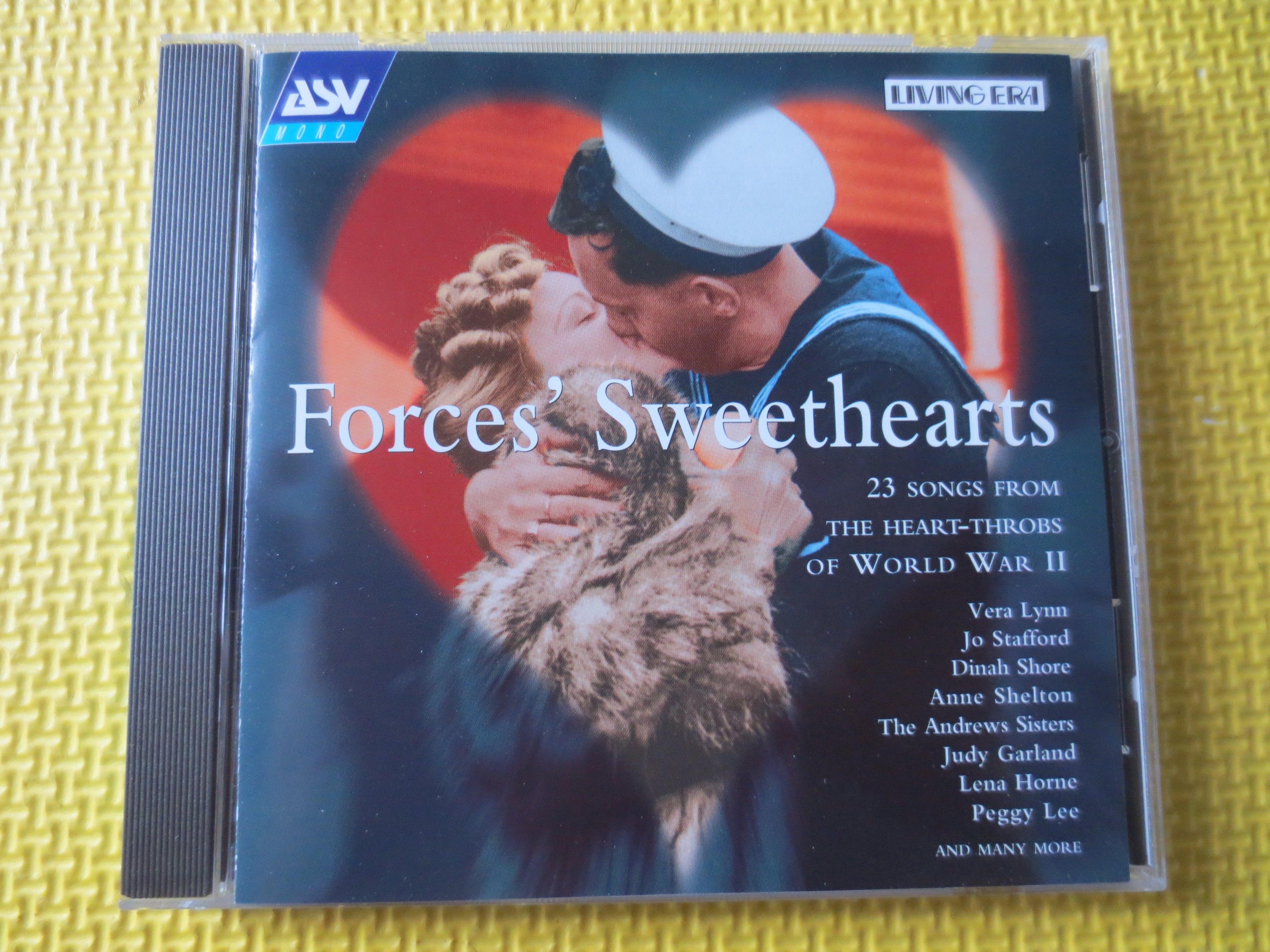 Forces' Sweethearts – Vera Lynn & Friends (1999) CD