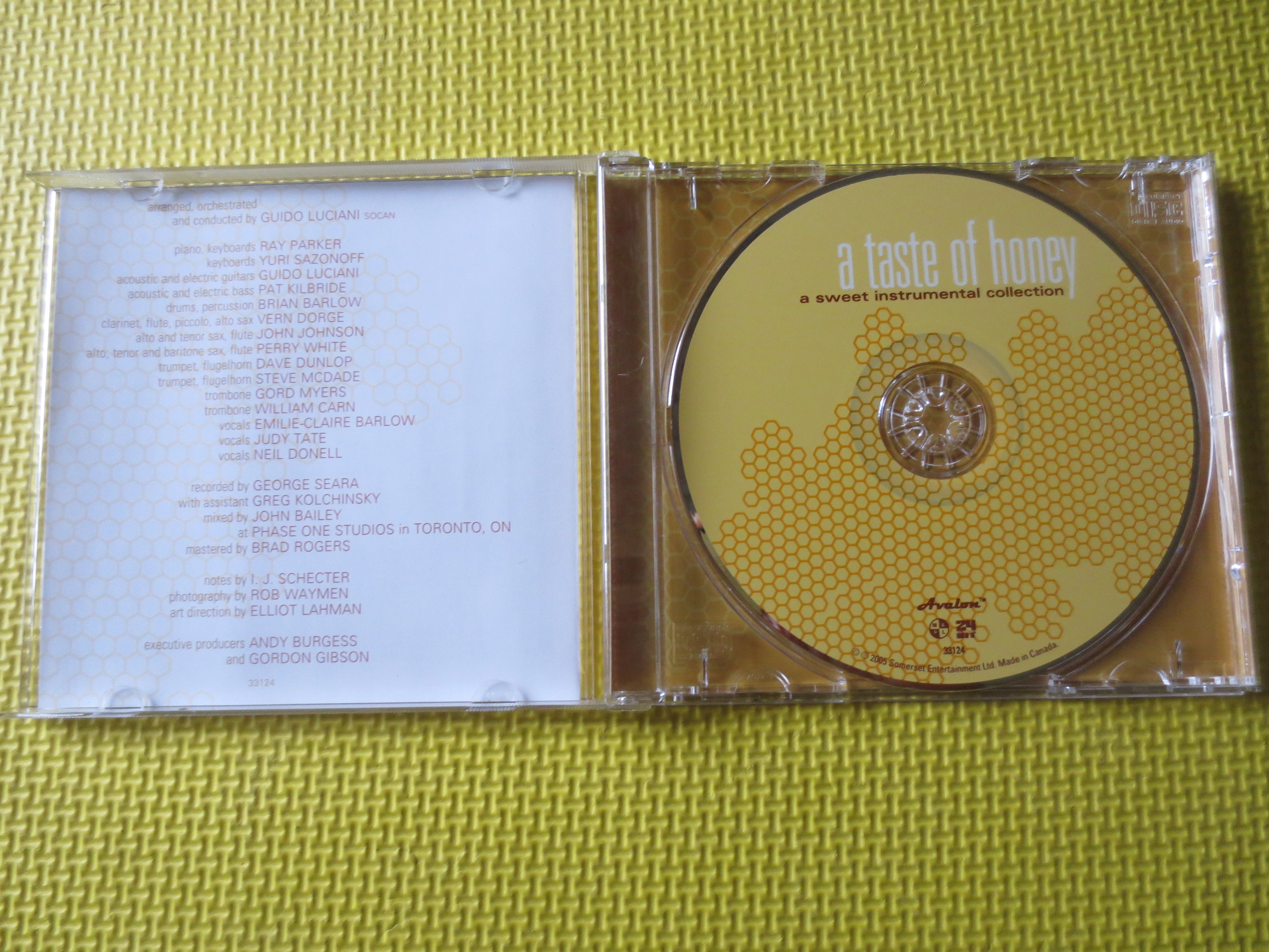 Guido Luciani – A Taste of Honey (2005) CD