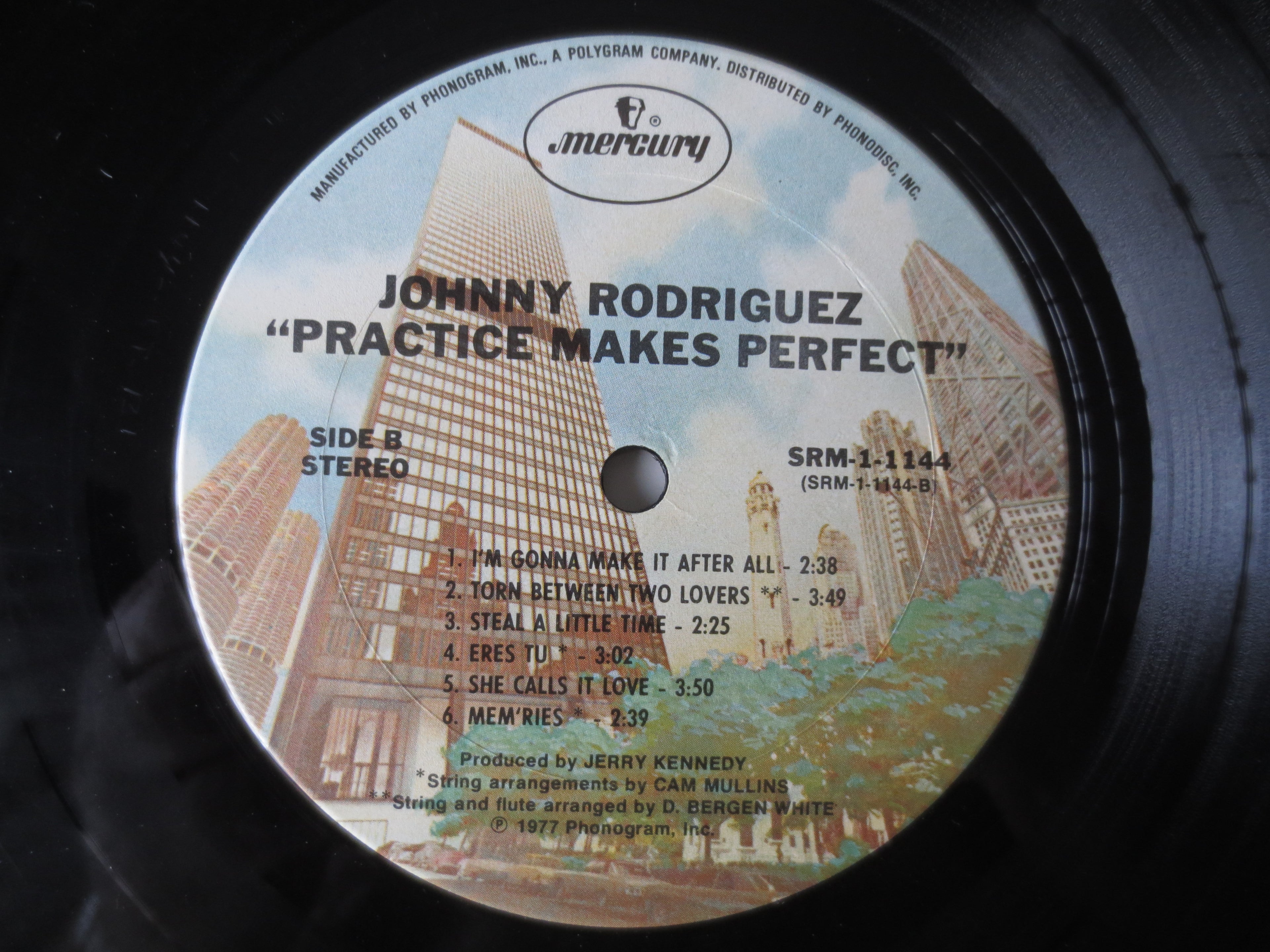 Johnny Rodriguez – Practice Makes Perfect (1977) Vinyl LP