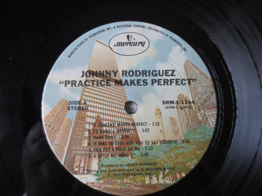 Johnny Rodriguez – Practice Makes Perfect (1977) Vinyl LP