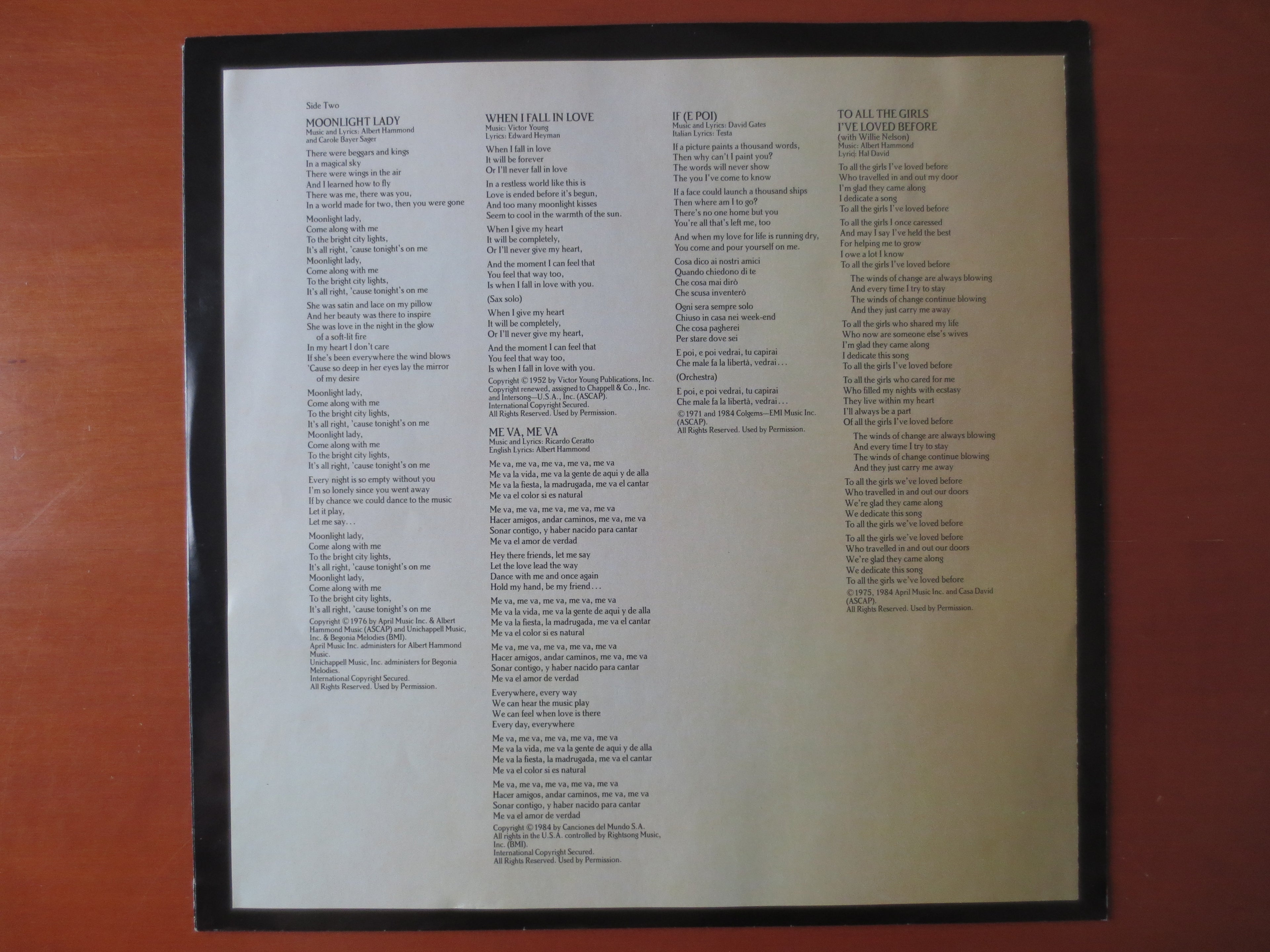Julio Iglesias – 1100 Bel Air Place (1984) Vinyl LP