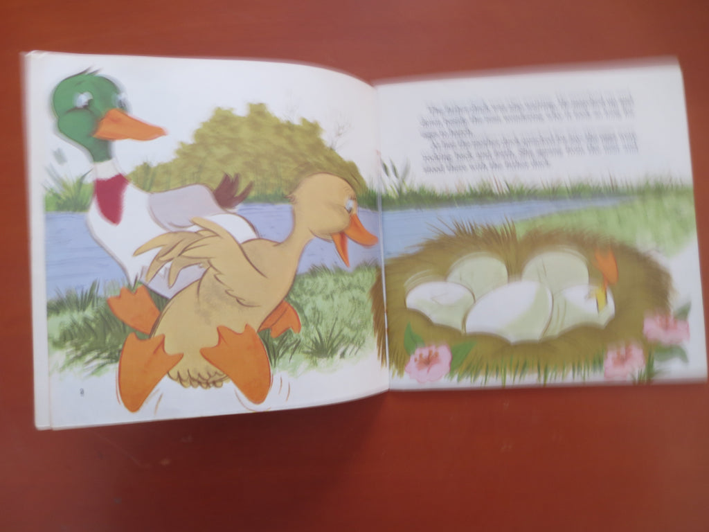 The UGLY DUCKLING, DISNEYLAND Records, Disney Album, Disney Records, Disney Vinyl, Kids Lp, Disneyland Vinyl, 1970 Records