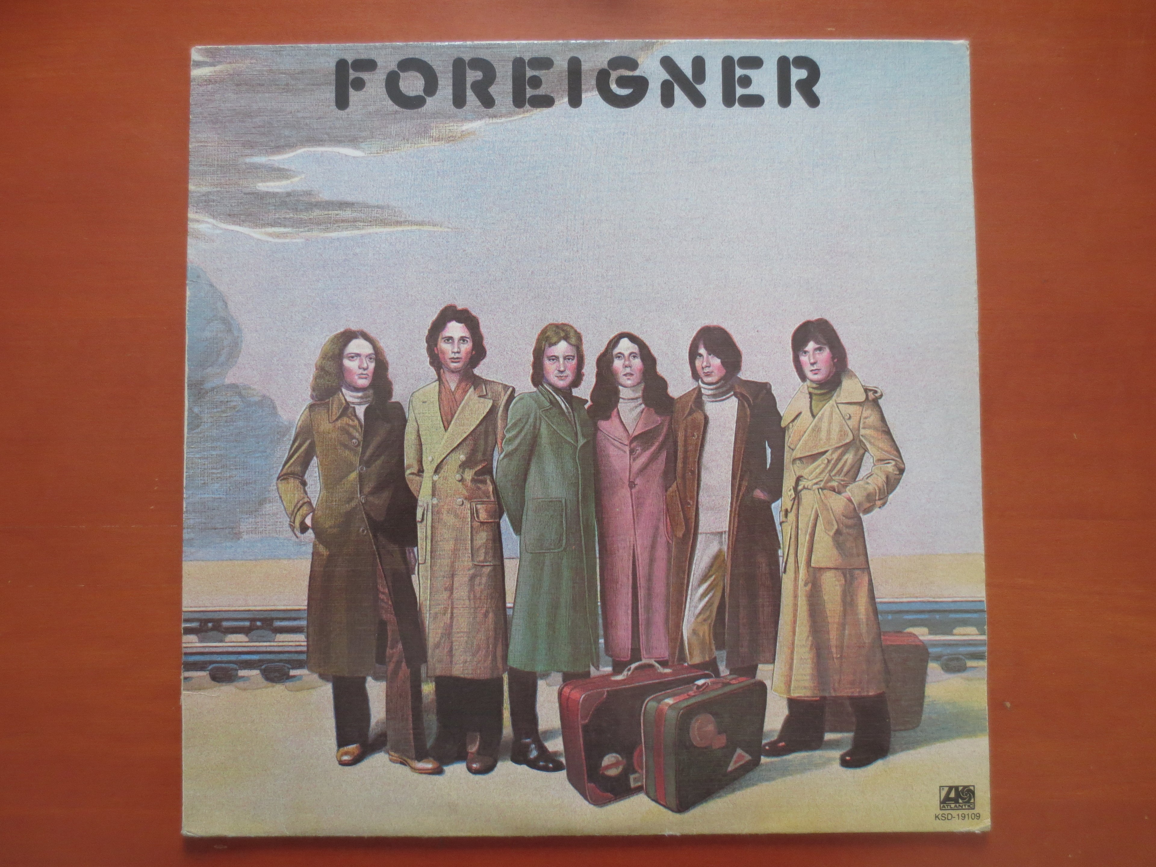 Foreigner – Foreigner (1977) Vinyl LP