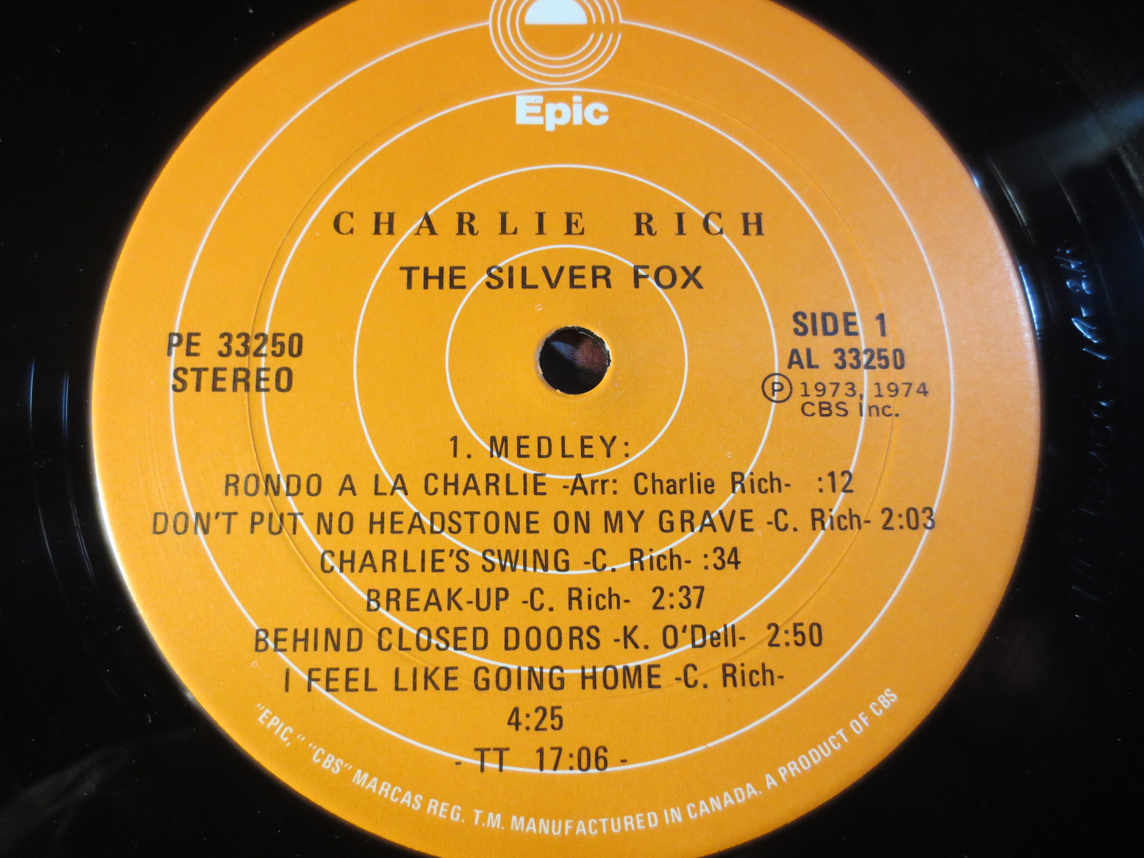 Charlie Rich – The Silver Fox (1975) Vinyl LP