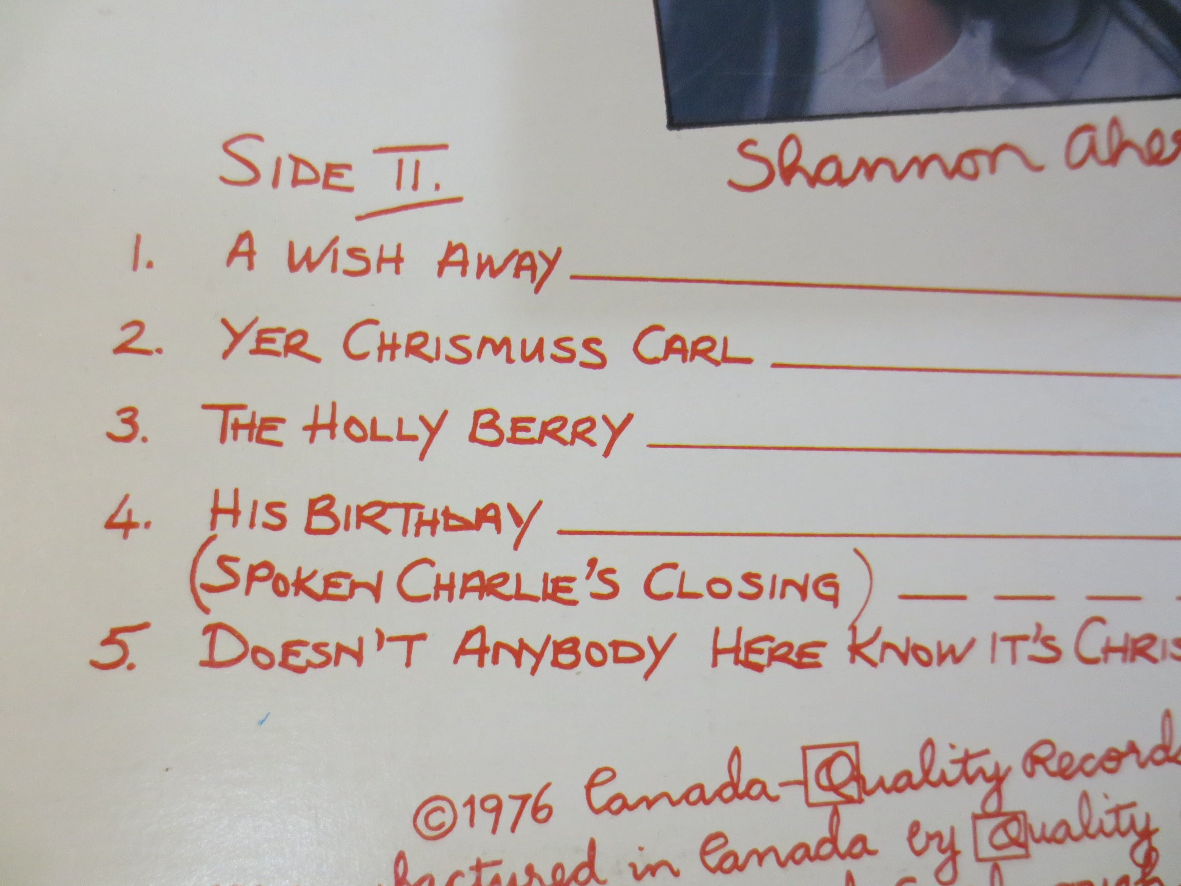 Charlie Farquharson – Doesn't Anybody Here Know It's Christmas? (1976) Vinyl LP