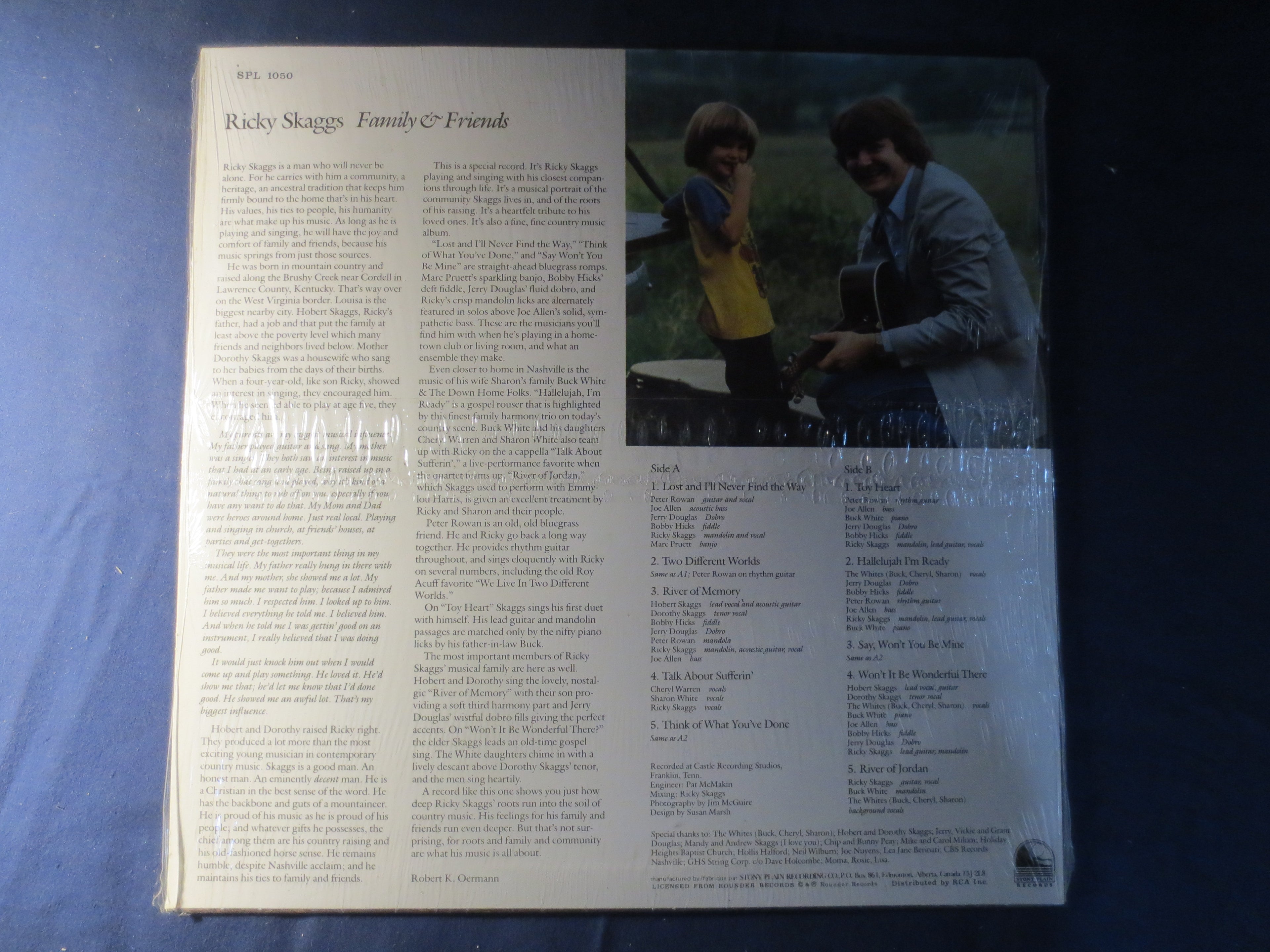 Ricky Skaggs – Friends and Family (1982) Vinyl LP