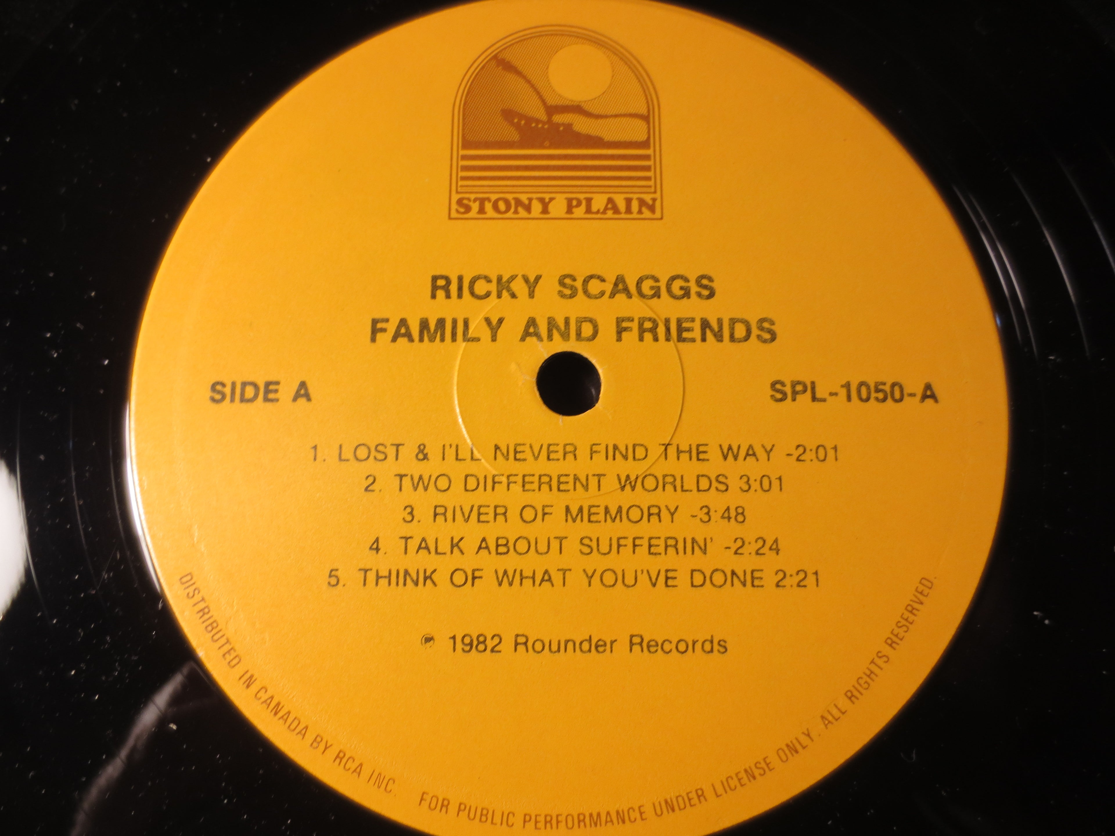 Ricky Skaggs – Friends and Family (1982) Vinyl LP