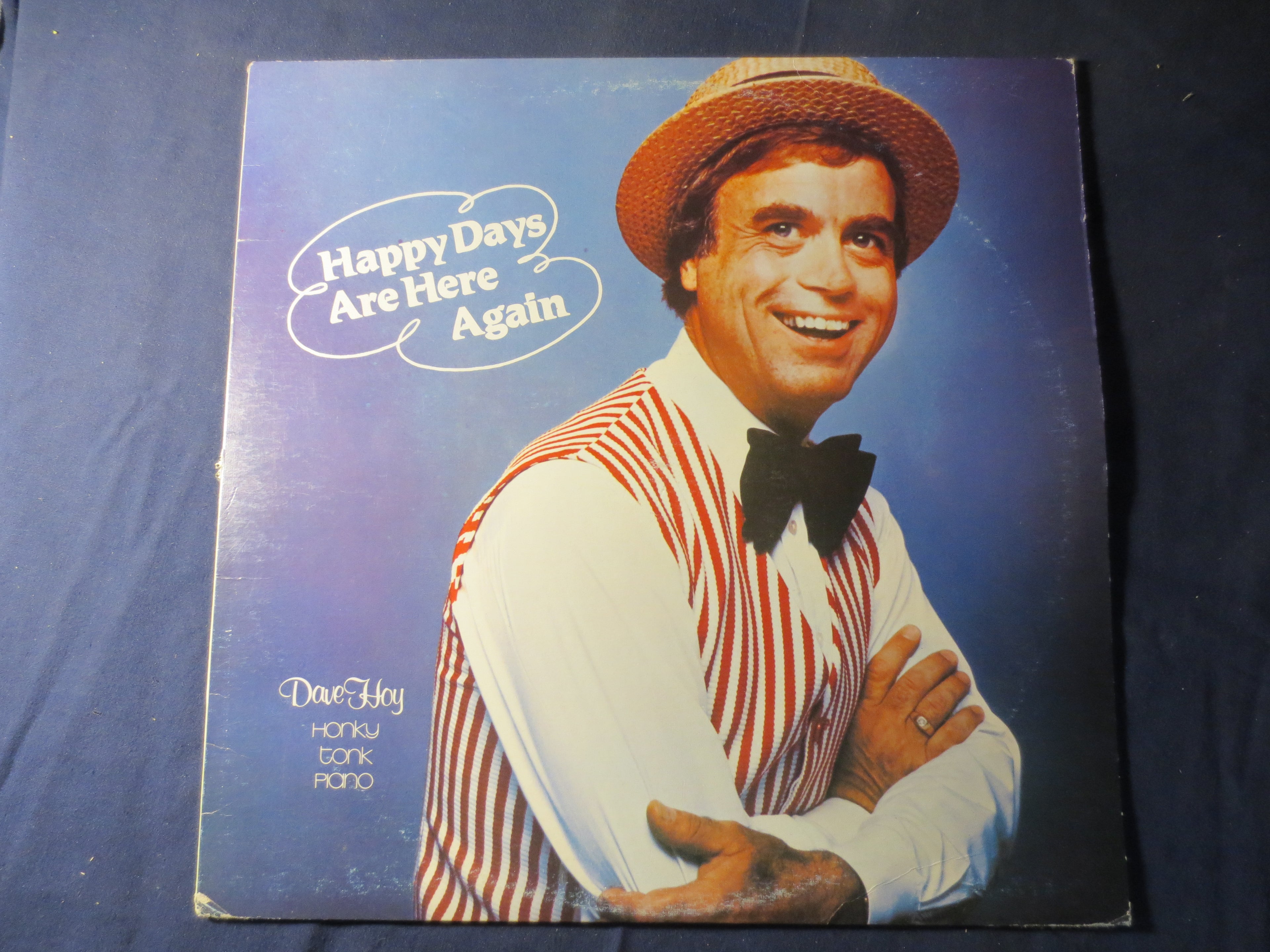 Dave Hoy – Happy Days Are Here Again (1970s) Vinyl LP
