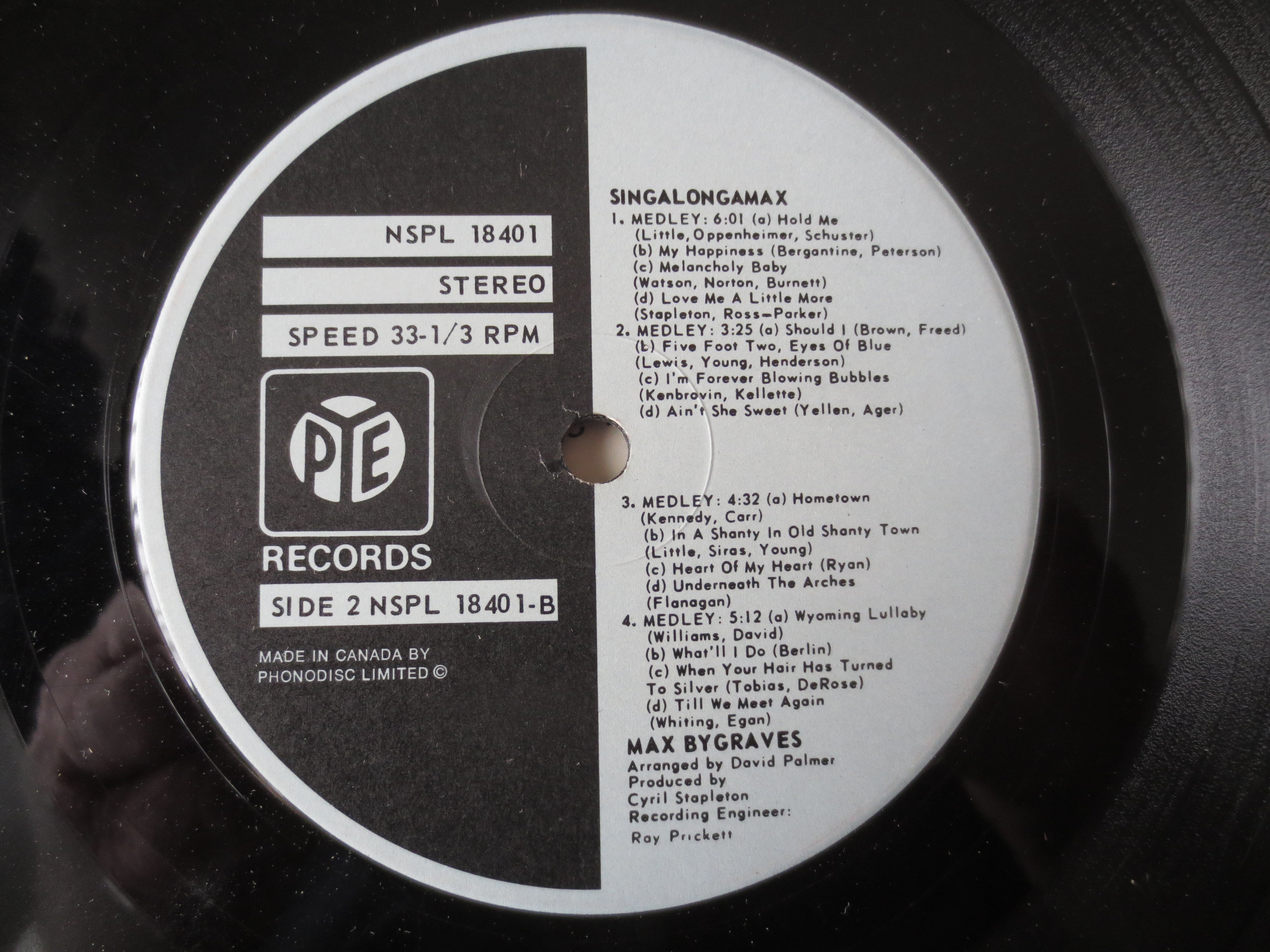 Max Bygraves – Singalongamax (1973) Vinyl LP