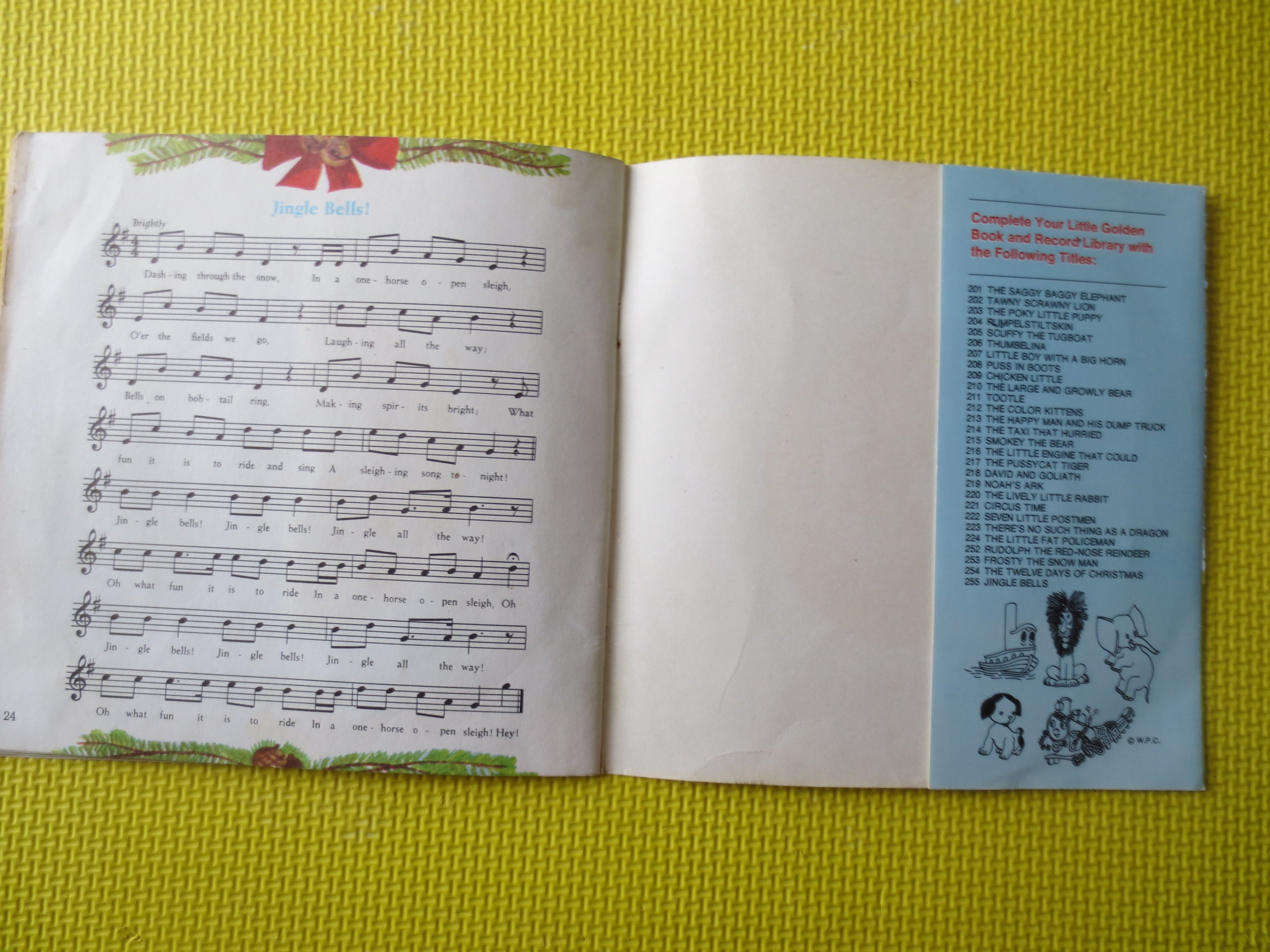 Disneyland – Jingle Bells (1976) Vinyl 7" with 24-Page Colour Book