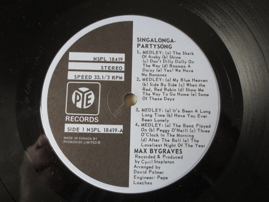 Max Bygraves – Sing Along a Party Song (1973) Vinyl LP