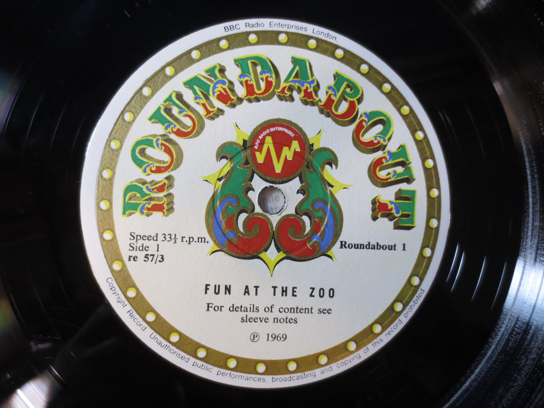 Roundabout Records – Fun at the Zoo (1969) [Vinyl LP]