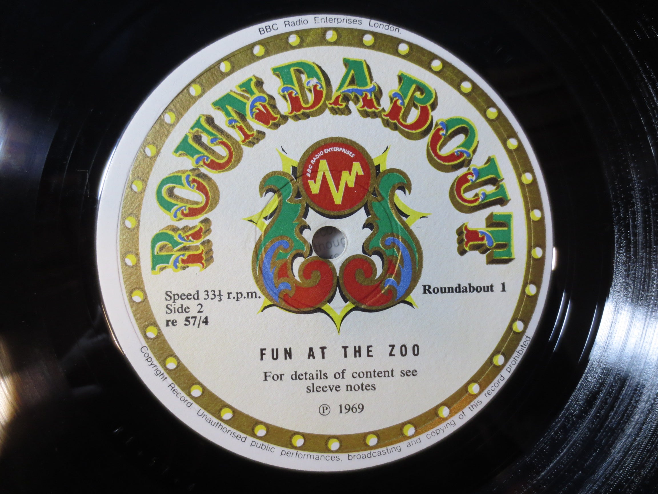 Roundabout Records – Fun at the Zoo (1969) [Vinyl LP]