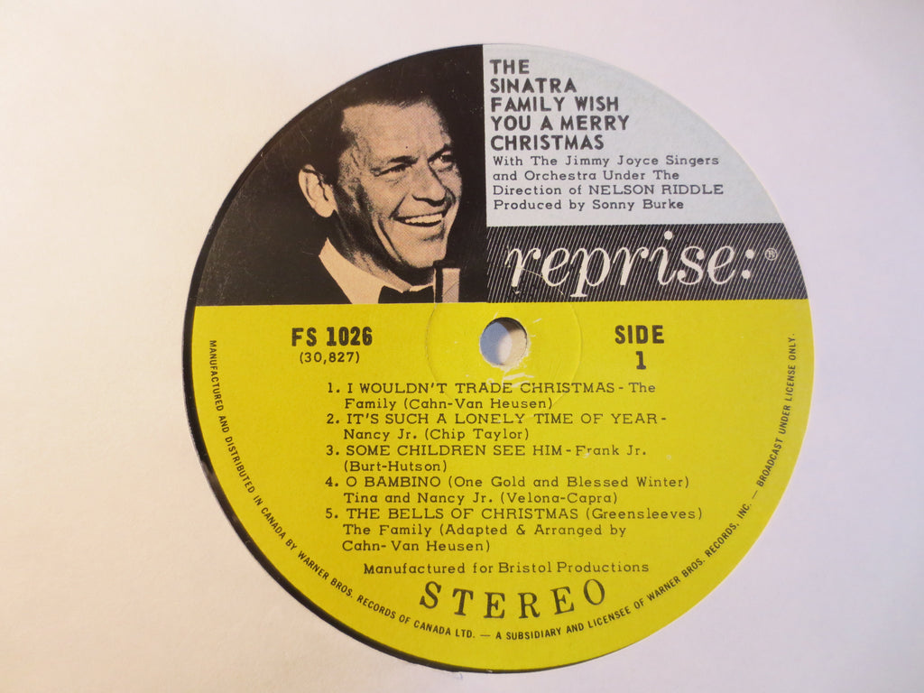 Frank Sinatra – The Sinatra Family Wish You a Merry Christmas (1969) Vinyl LP