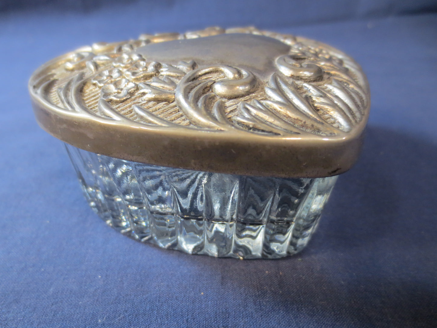 Vintage GLASS, HEART BOX, Vintage Cut Glass, Cut Glass Heart, Heart Shaped Box, Etched Glass, Etched Glassware, Glass Jewelry Box, Boxes