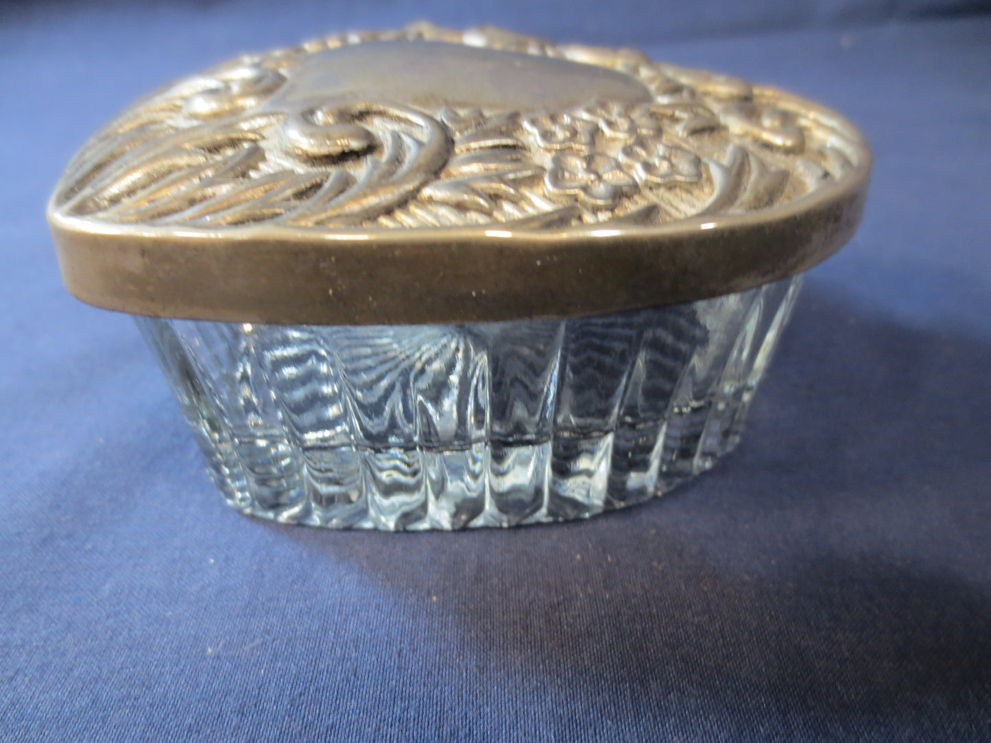 Vintage GLASS, HEART BOX, Vintage Cut Glass, Cut Glass Heart, Heart Shaped Box, Etched Glass, Etched Glassware, Glass Jewelry Box, Boxes