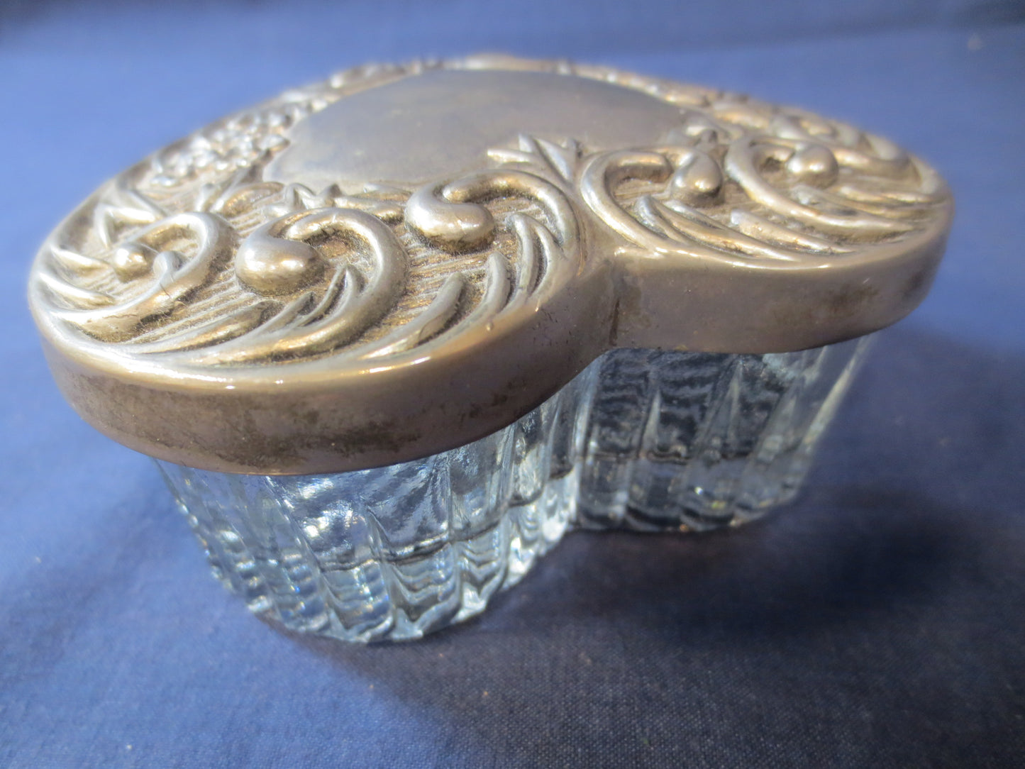 Vintage GLASS, HEART BOX, Vintage Cut Glass, Cut Glass Heart, Heart Shaped Box, Etched Glass, Etched Glassware, Glass Jewelry Box, Boxes