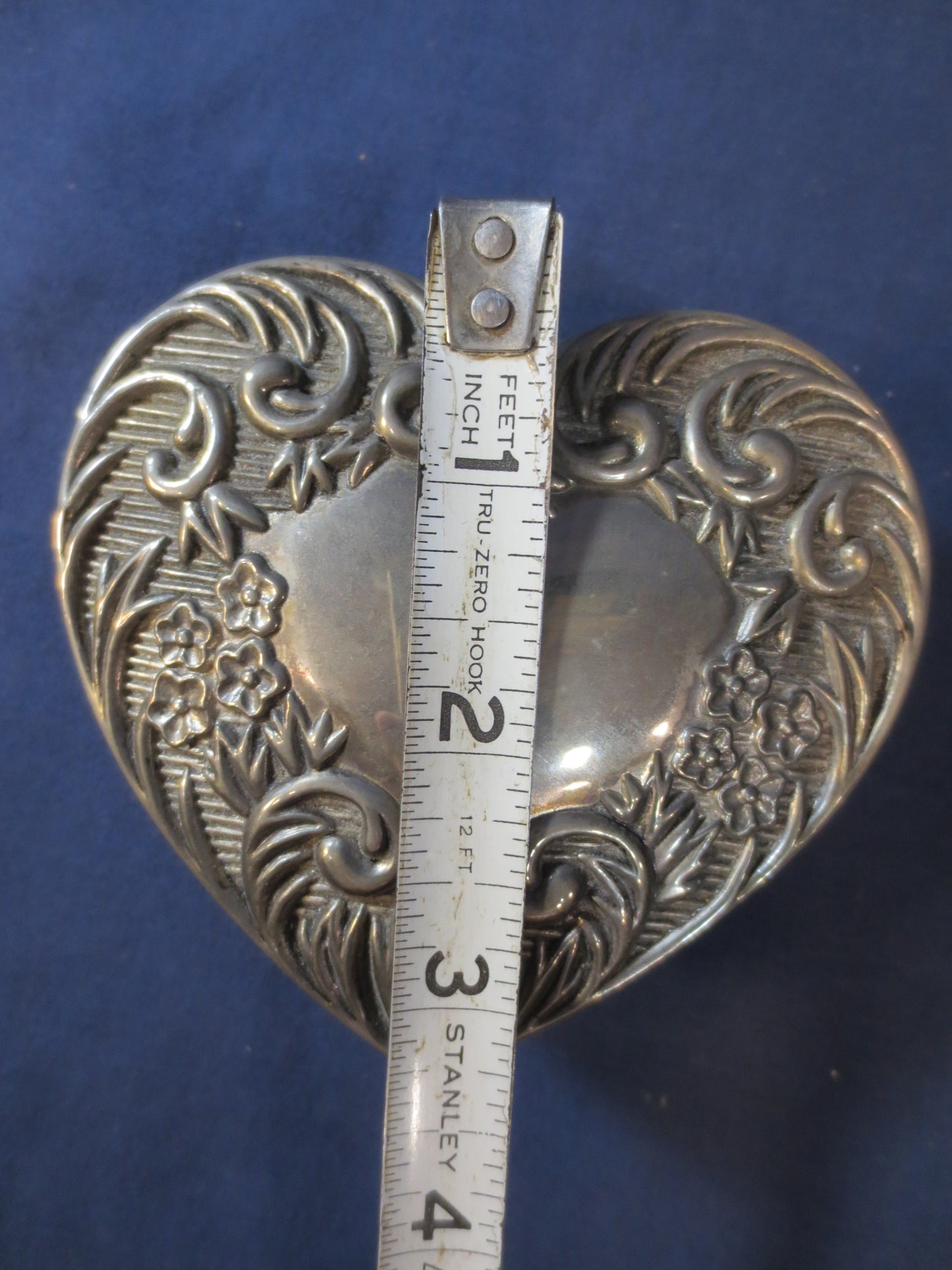 Vintage GLASS, HEART BOX, Vintage Cut Glass, Cut Glass Heart, Heart Shaped Box, Etched Glass, Etched Glassware, Glass Jewelry Box, Boxes