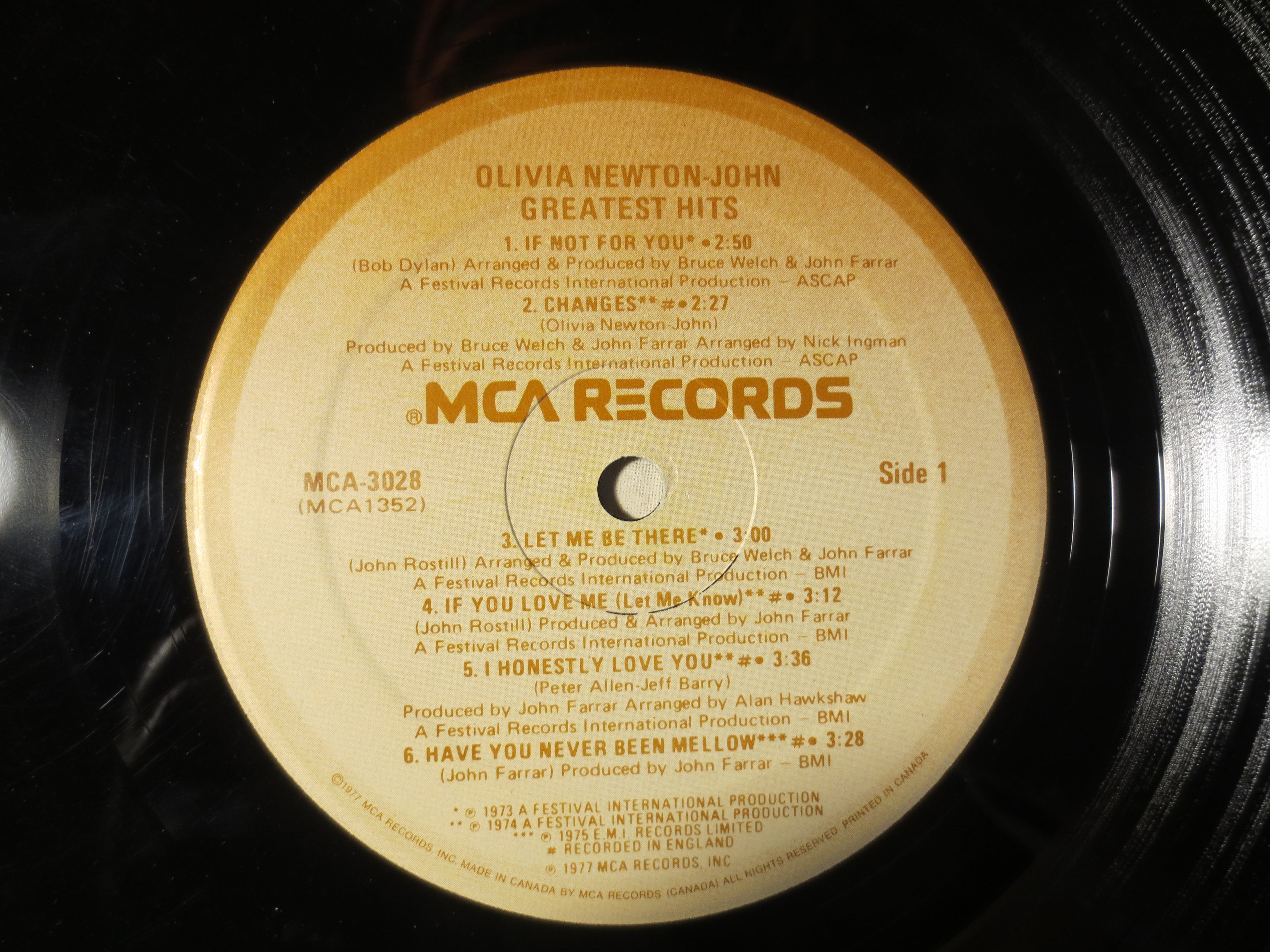 Olivia Newton-John – Greatest Hits (1975) Vinyl LP
