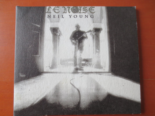 NEIL YOUNG, Le Noise, NEIL Young Cd, Neil Young Lp, Vintage Compact Disc, Neil Young Album, Rock Music Cds, Music Compact Disc