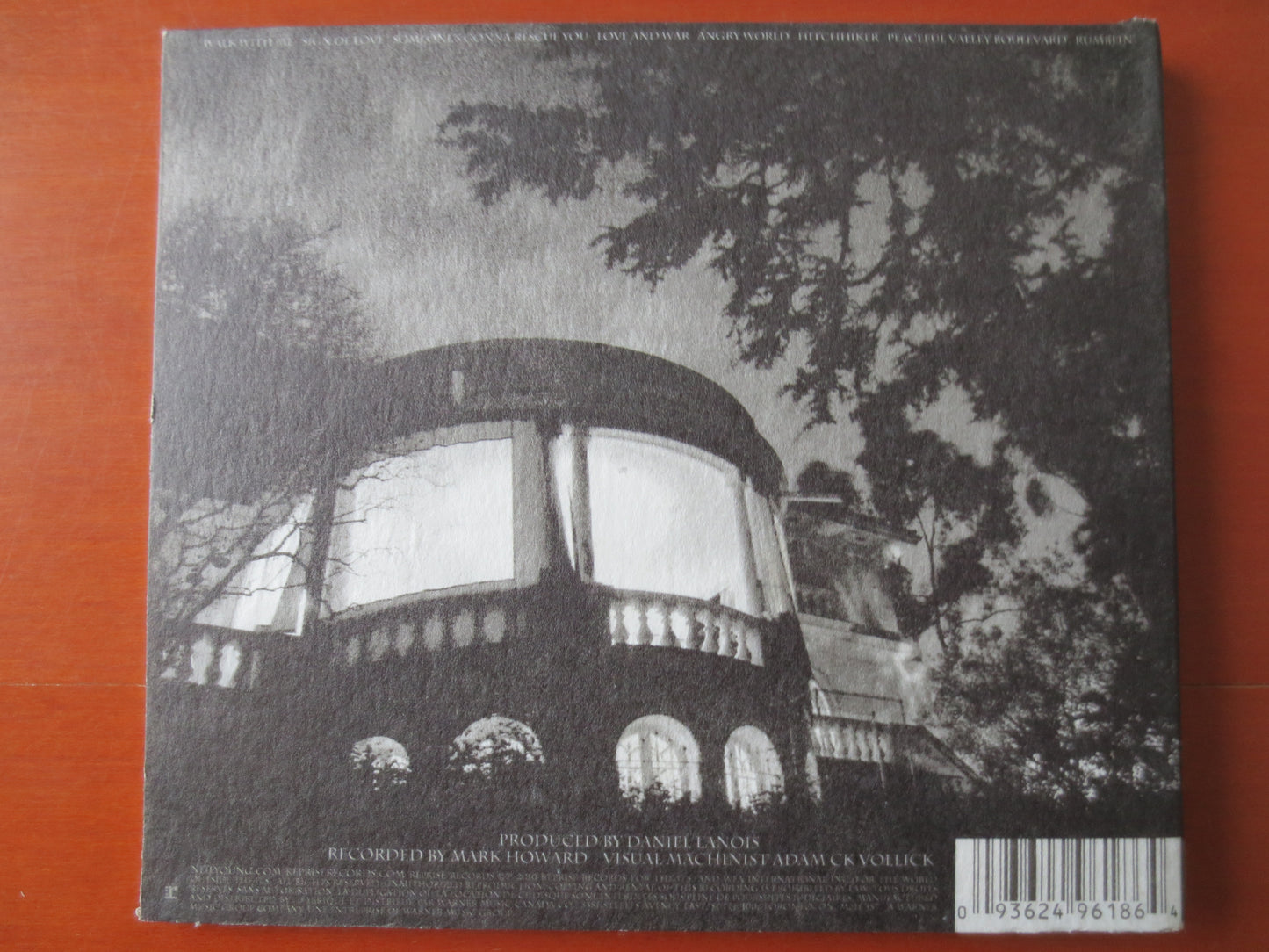 NEIL YOUNG, Le Noise, NEIL Young Cd, Neil Young Lp, Vintage Compact Disc, Neil Young Album, Rock Music Cds, Music Compact Disc