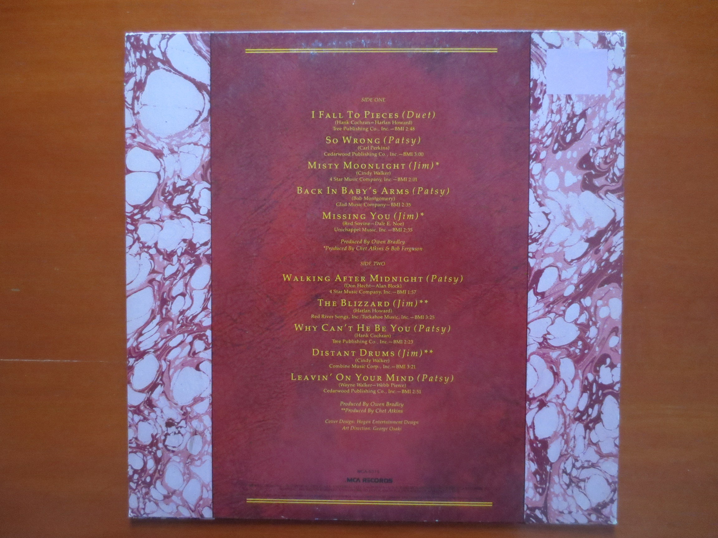 Patsy Cline & Jim Reeves – Remembering (1982) Vinyl LP