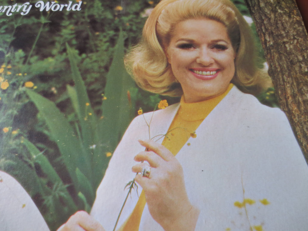 Juliette – Country World (1969) Vinyl LP