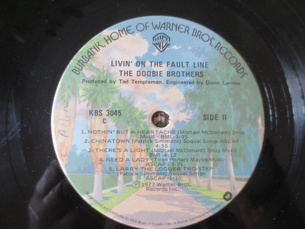 The Doobie Brothers – Livin' on the Fault Line (1977) Vinyl LP