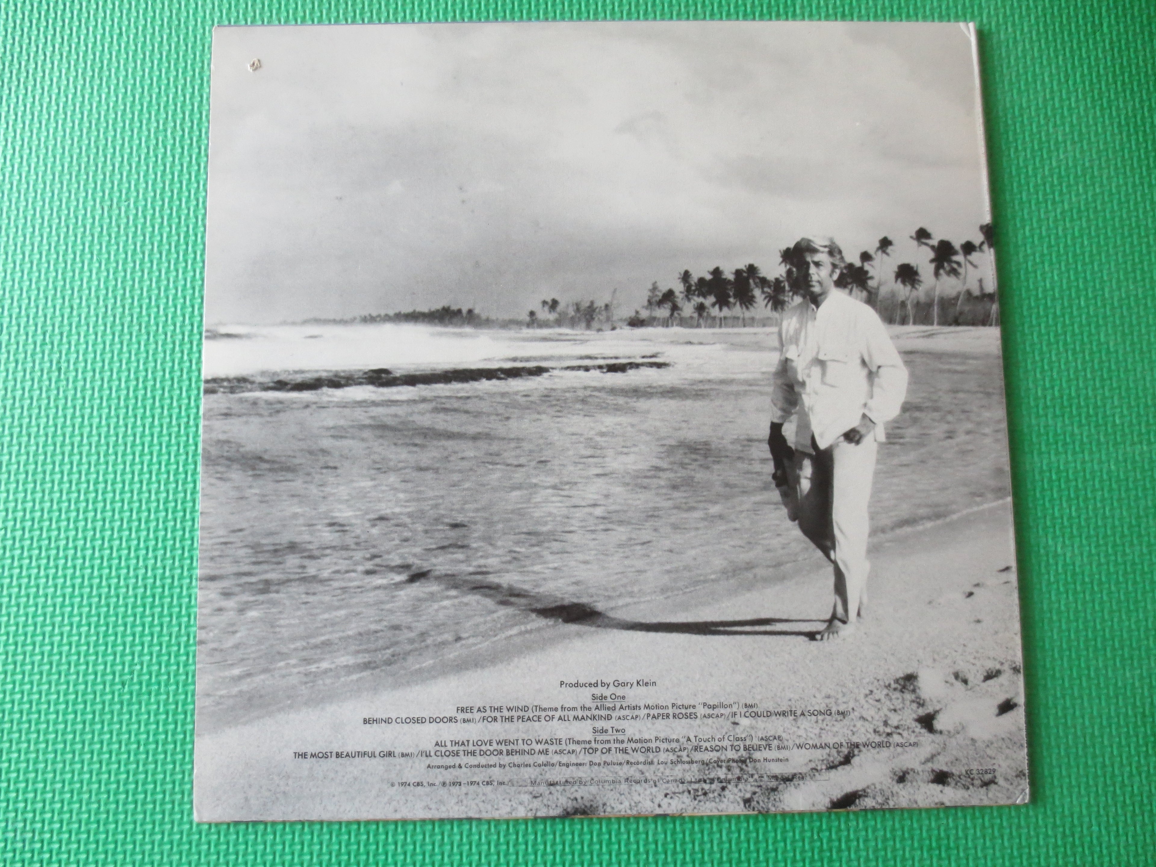 Jerry Vale – Free as the Wind (1974) [Vinyl LP]