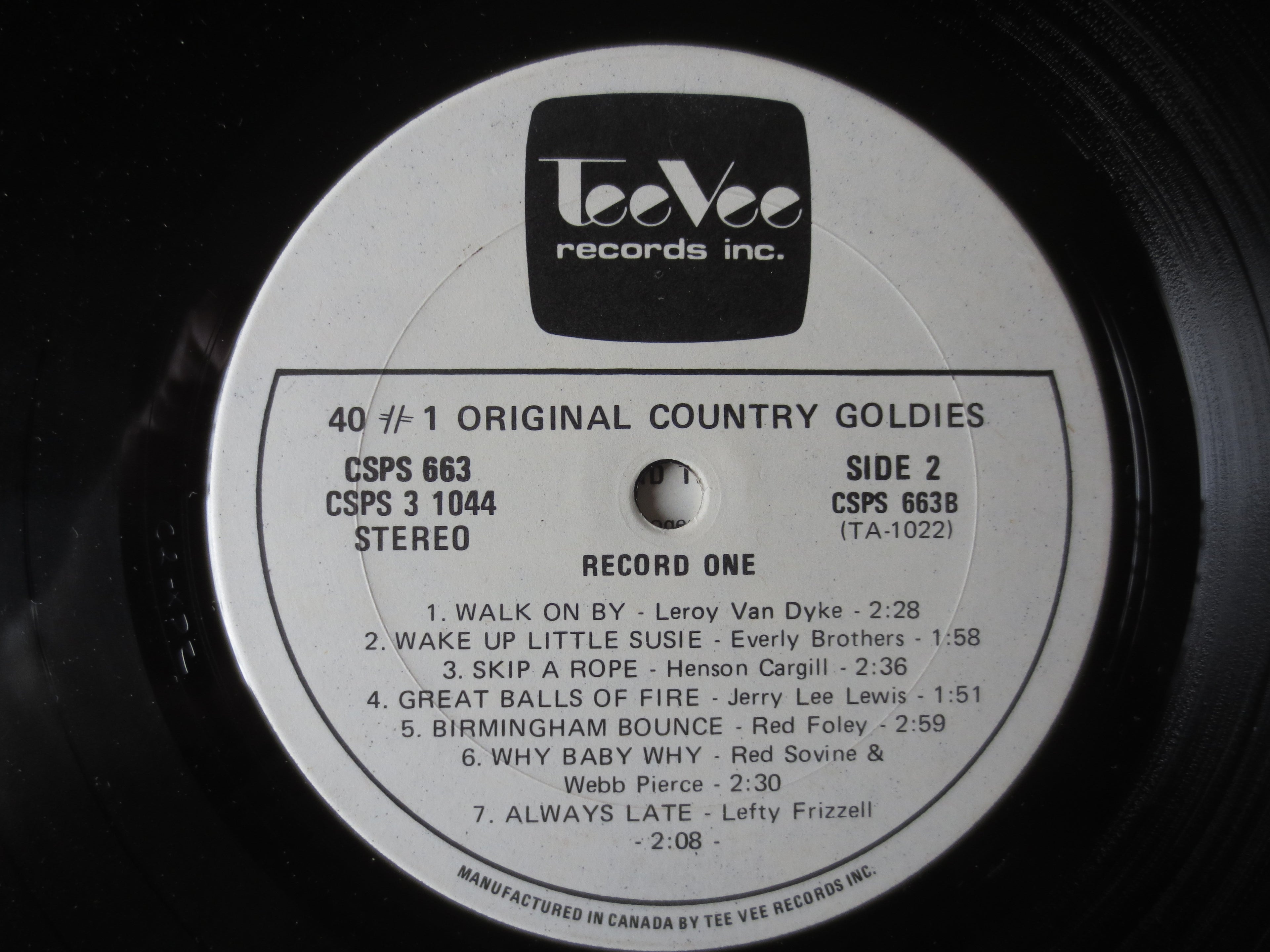 Various Artists – 40 #1 Country Goldies (Tee Vee 3-Record Set, 1975) Vinyl LP