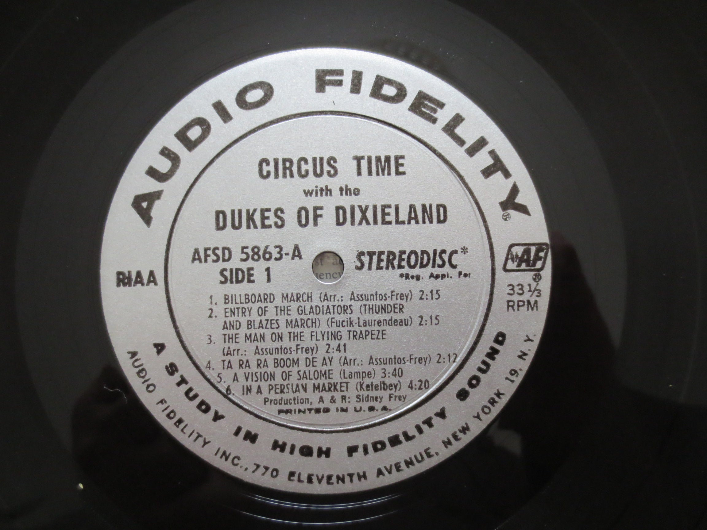 Dukes of Dixieland – Circus Time (1958) Vinyl LP