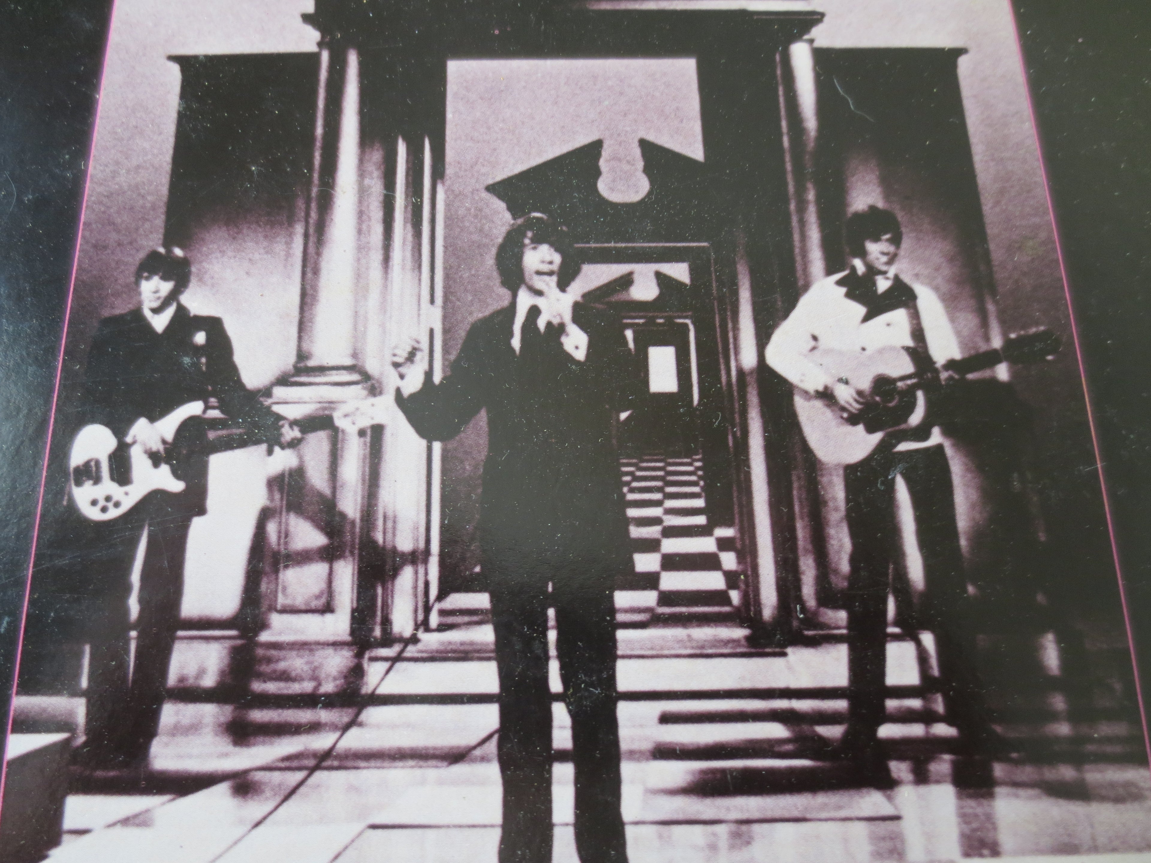 Bee Gees – Bee Gees Gold Volume One (1976) Vinyl LP