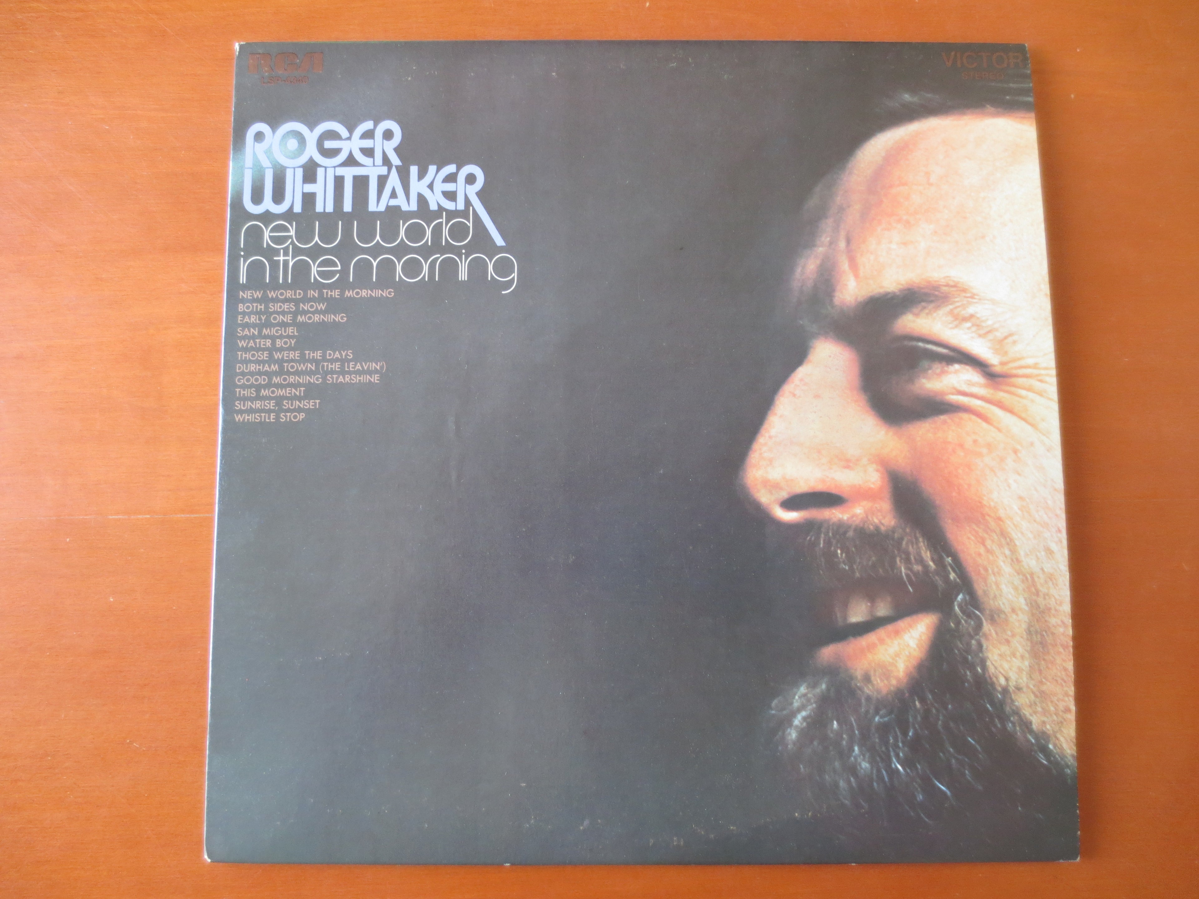 Roger Whittaker – New World in the Morning (1970) Vinyl LP