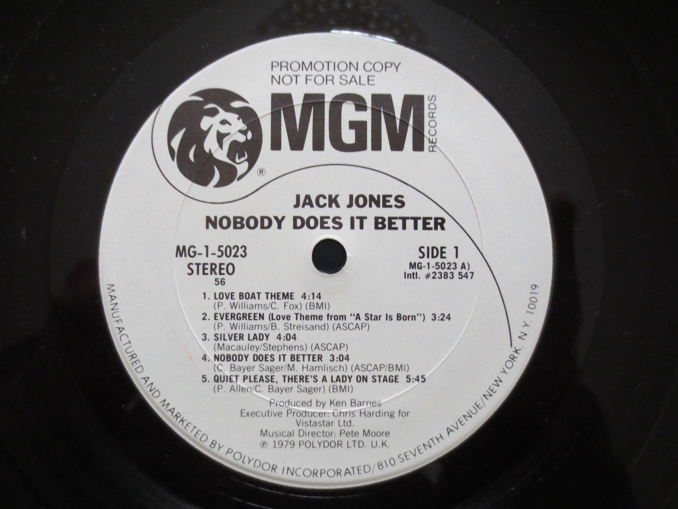 Jack Jones – Nobody Does It Better (1975) Vinyl LP