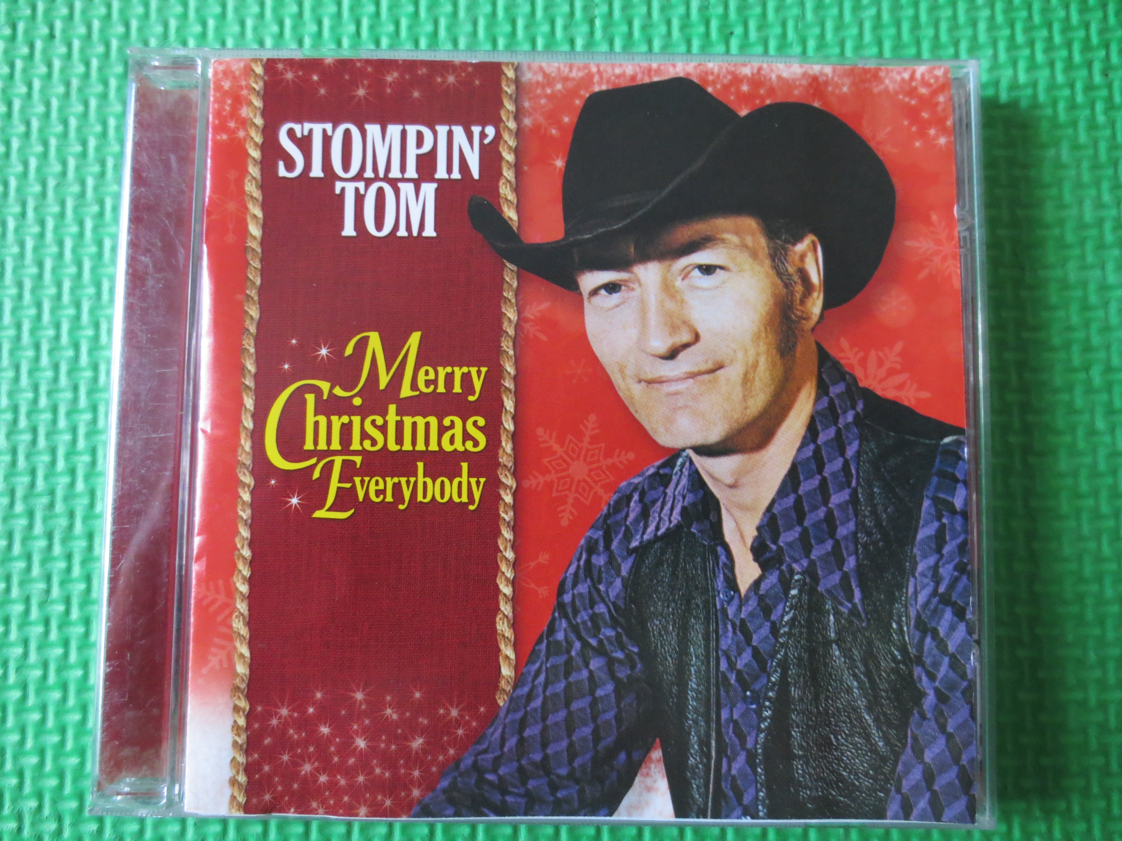 Stompin' Tom Connors – Merry Christmas Everybody [CD]