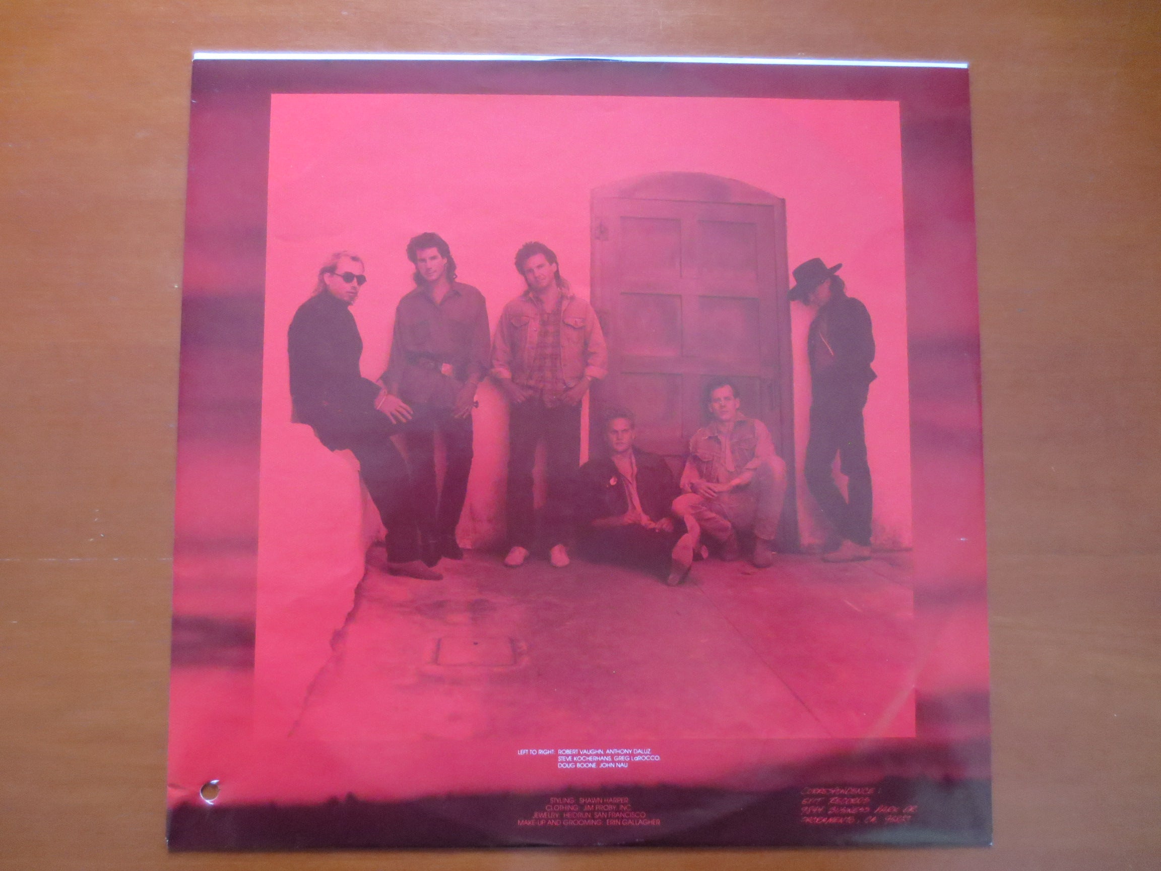 Robert Vaughn & the Shadows – Love and War (1987) Vinyl LP