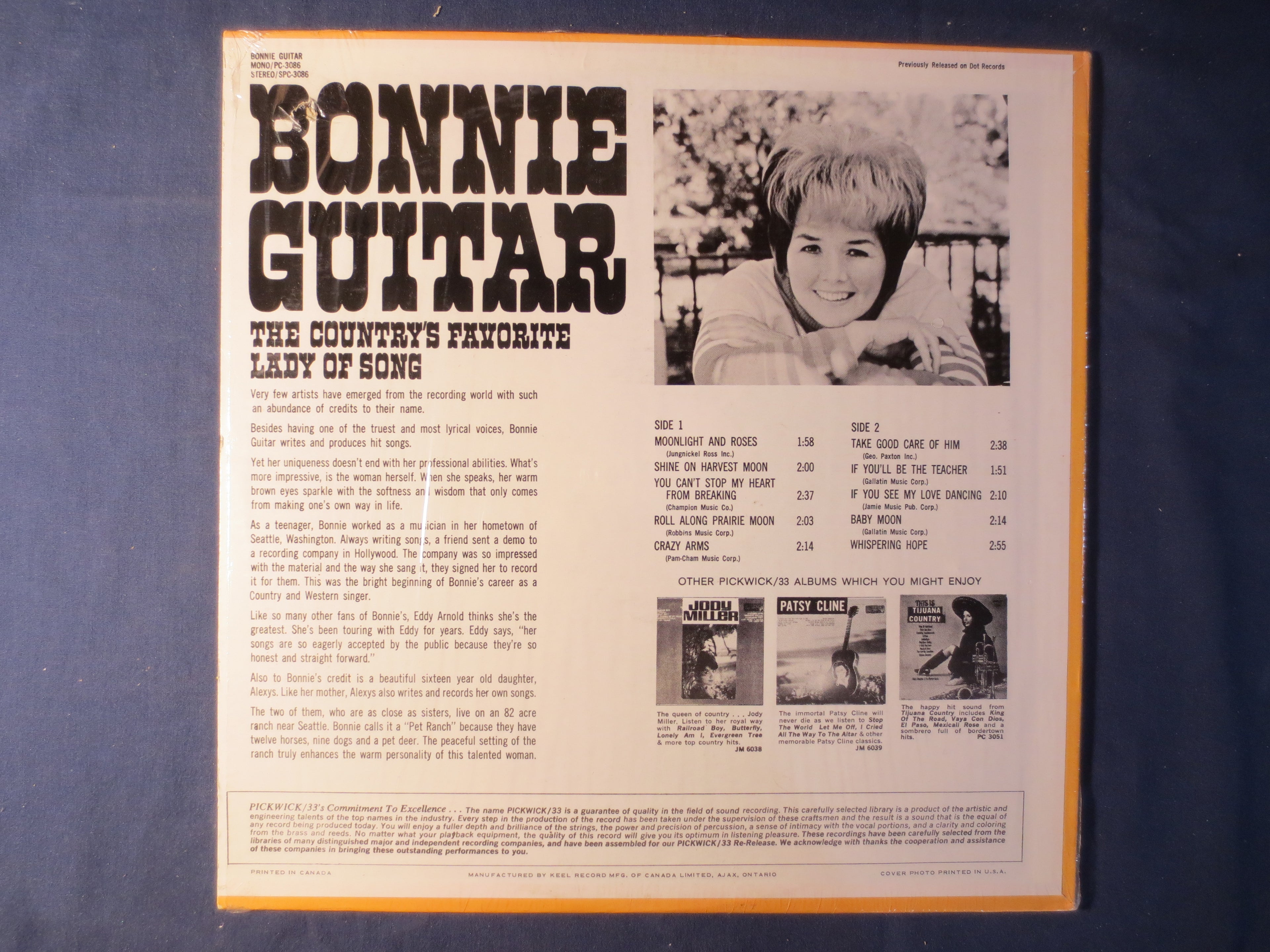 Bonnie Guitar – The Country's Favorite Lady of Song (1968) Vinyl LP