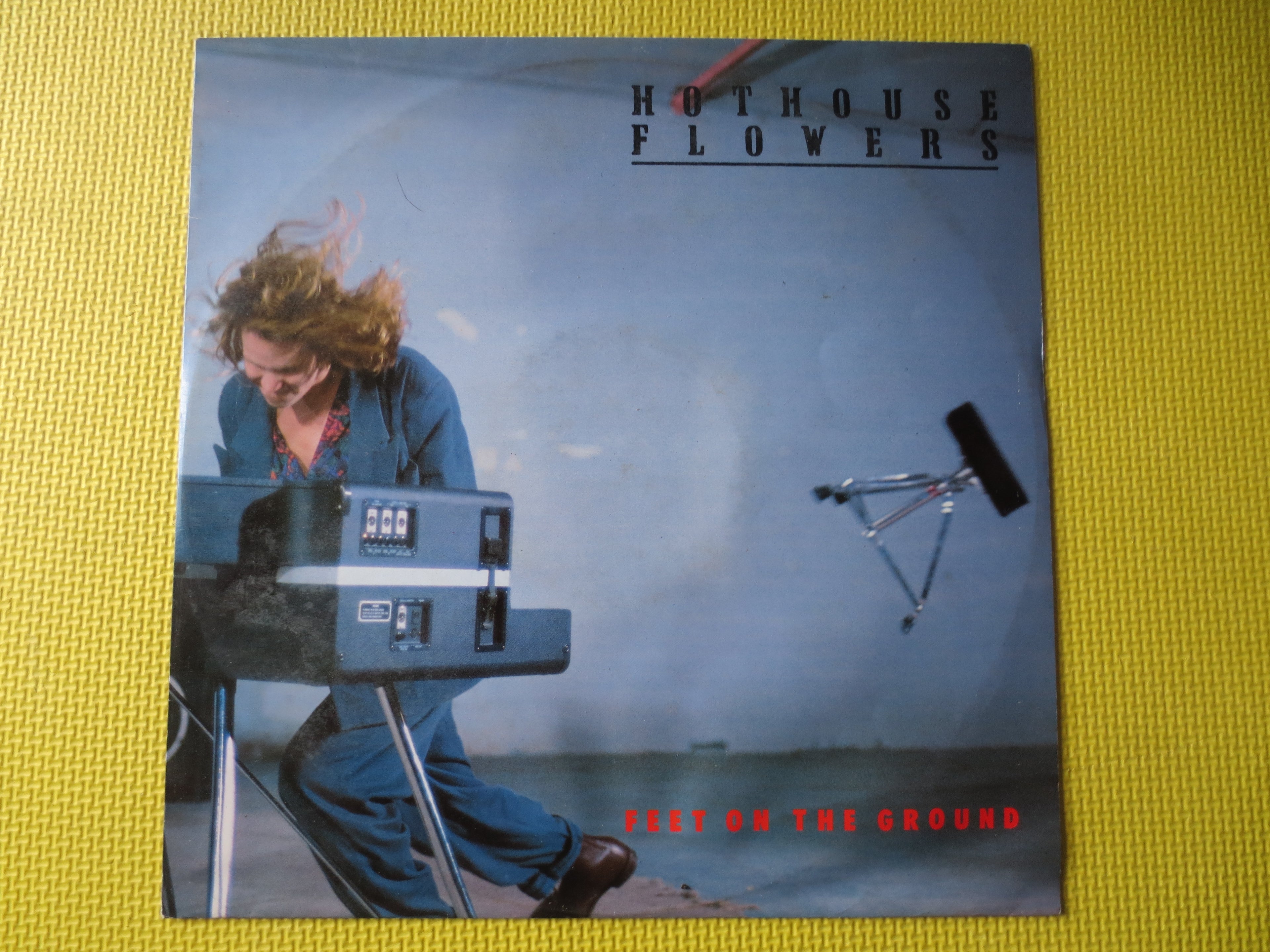 Hothouse Flowers – Feet on the Ground (1988) Vinyl EP
