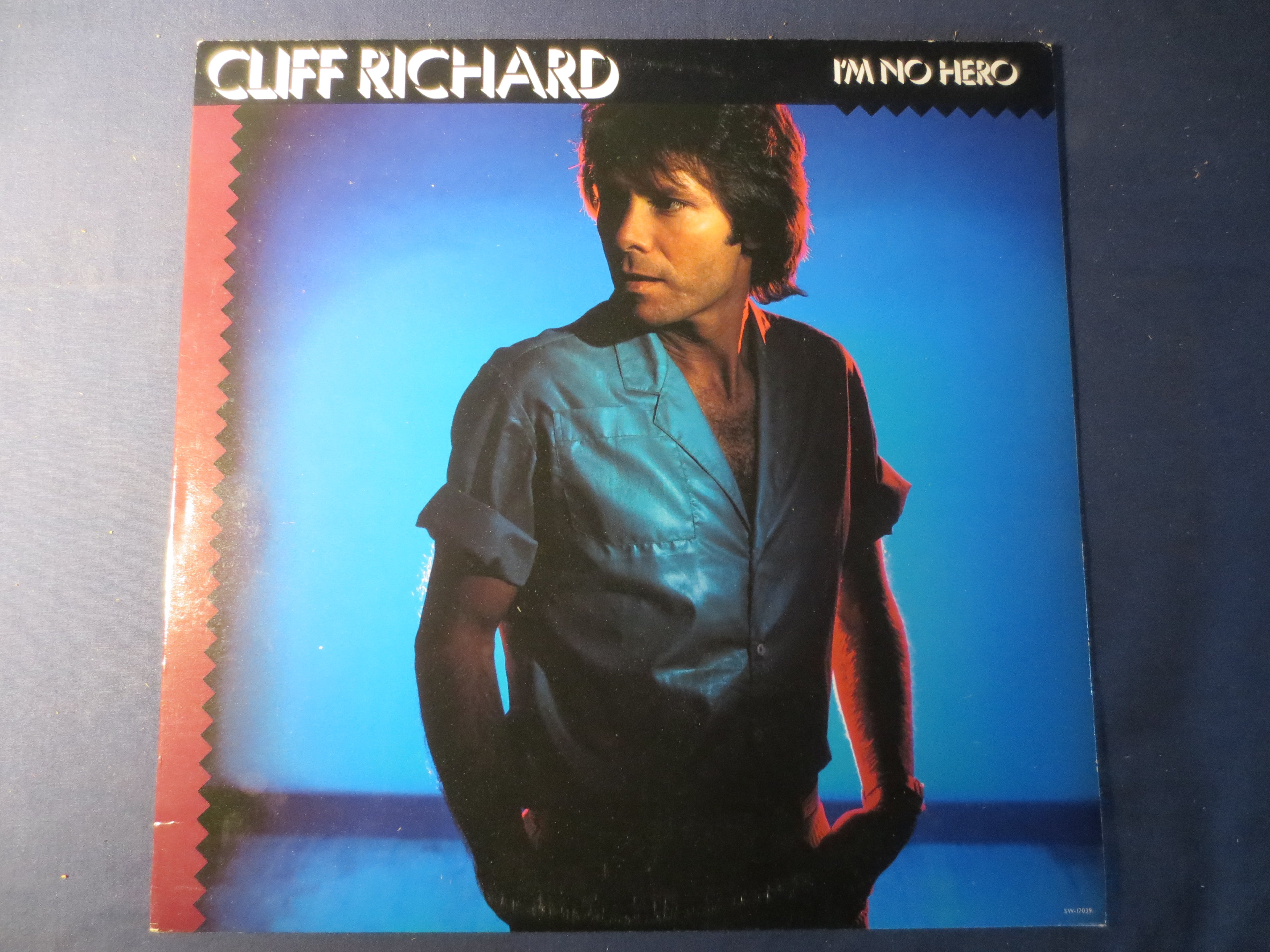Cliff Richard – I'm No Hero (1980) [Vinyl LP]