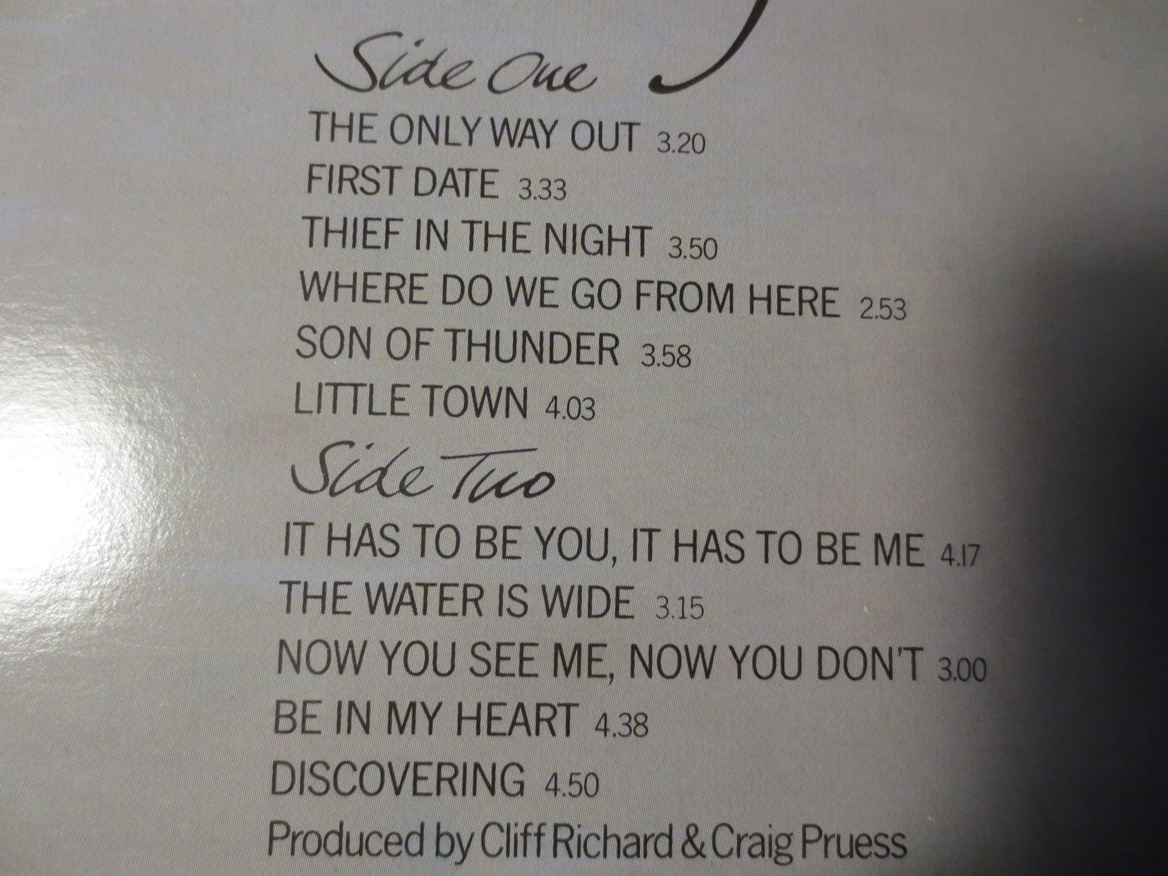 Cliff Richard – Now You See Me...Now You Don't (1982) Vinyl LP